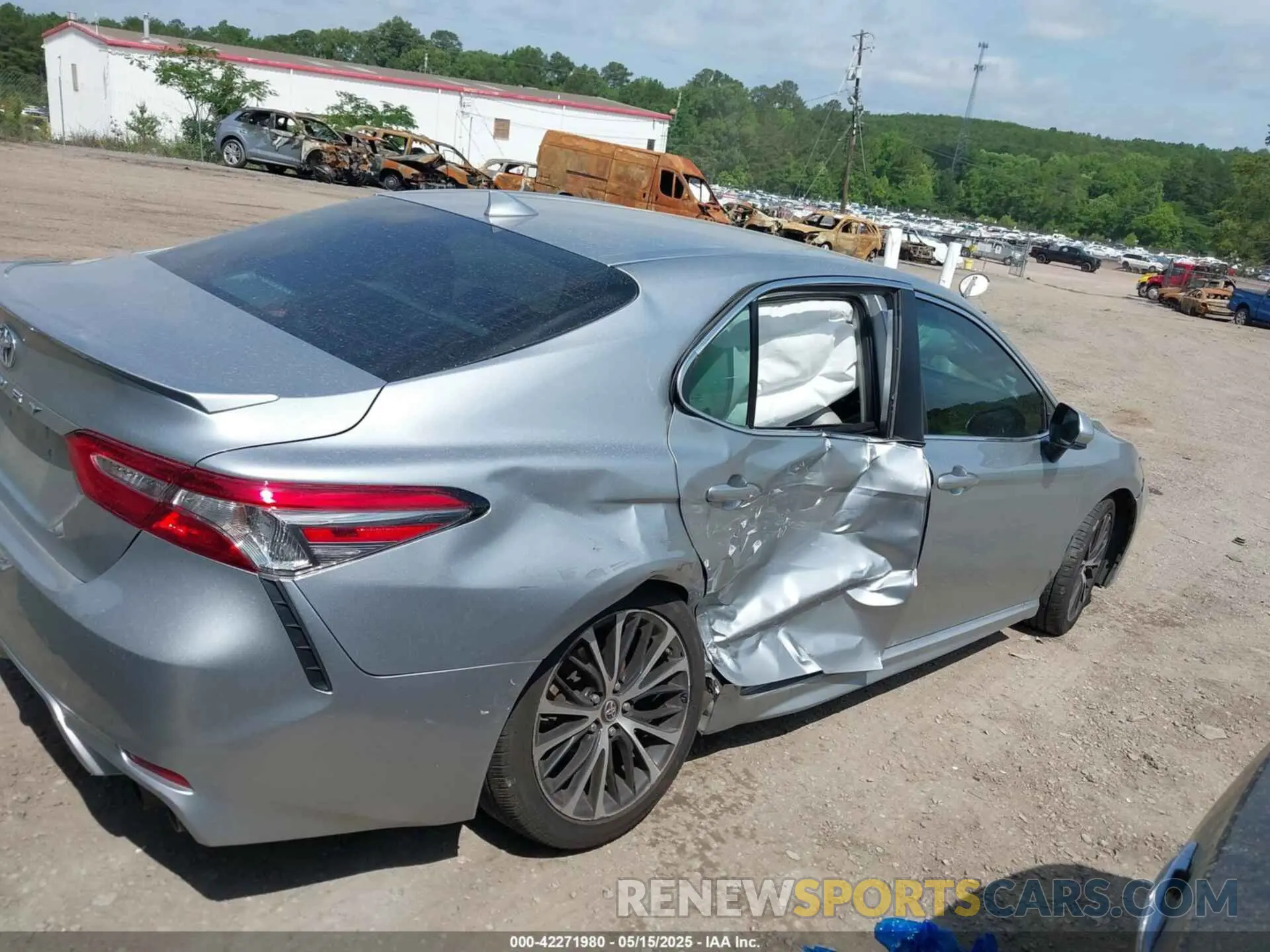 6 Photograph of a damaged car 4T1B11HK2KU853217 TOYOTA CAMRY 2019