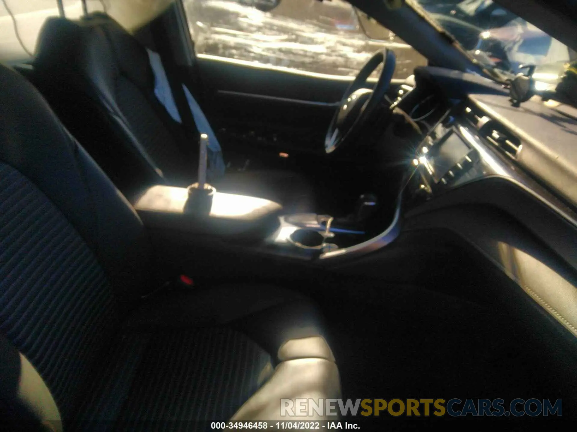 5 Photograph of a damaged car 4T1B11HK2KU855906 TOYOTA CAMRY 2019
