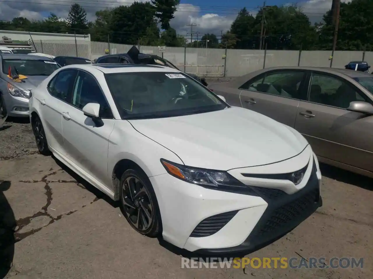 1 Photograph of a damaged car 4T1B11HK2KU856179 TOYOTA CAMRY 2019