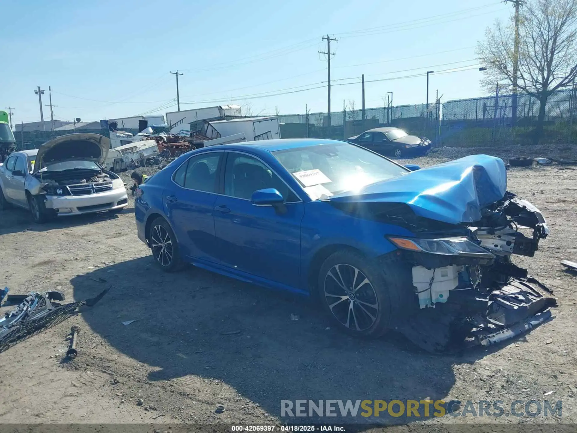 1 Photograph of a damaged car 4T1B11HK3KU166599 TOYOTA CAMRY 2019