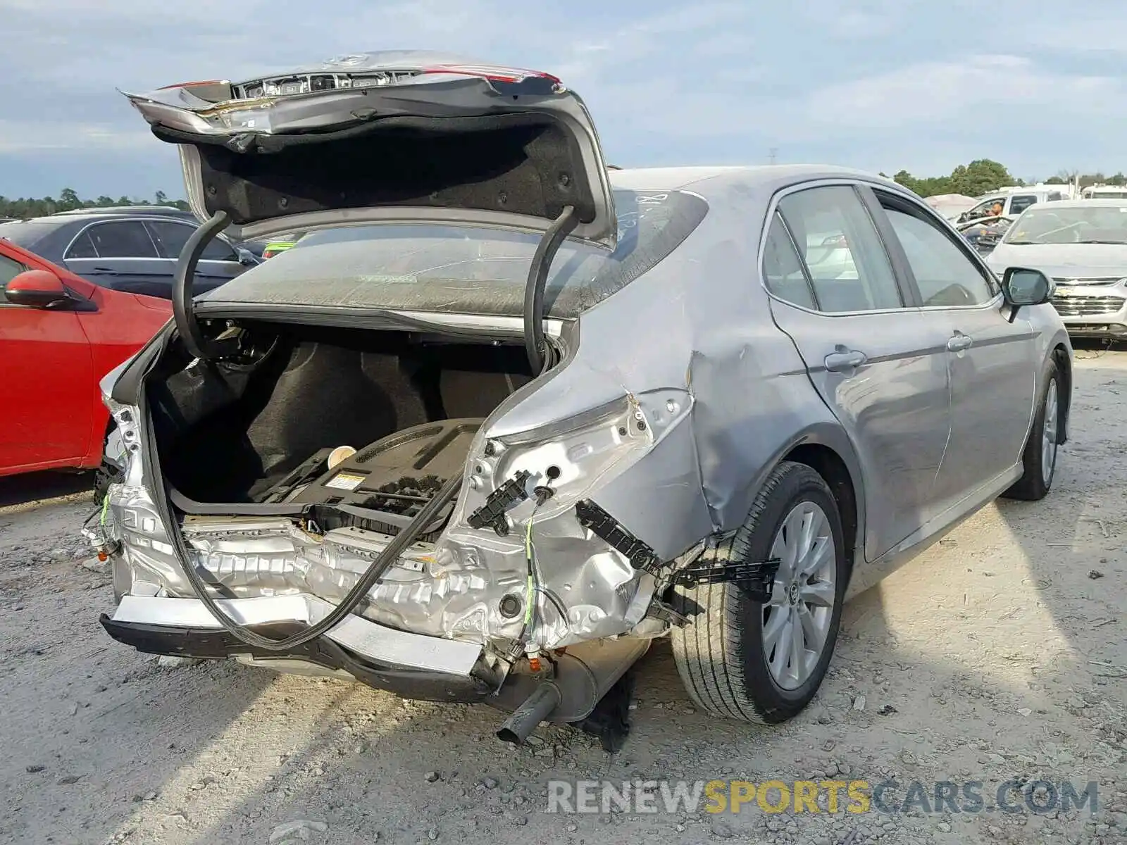 4 Photograph of a damaged car 4T1B11HK3KU167445 TOYOTA CAMRY 2019