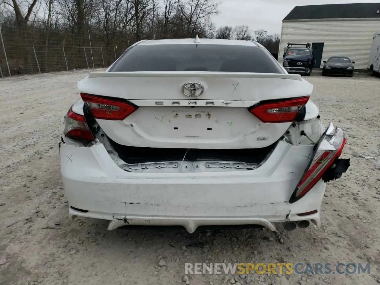 6 Photograph of a damaged car 4T1B11HK3KU171964 TOYOTA CAMRY 2019