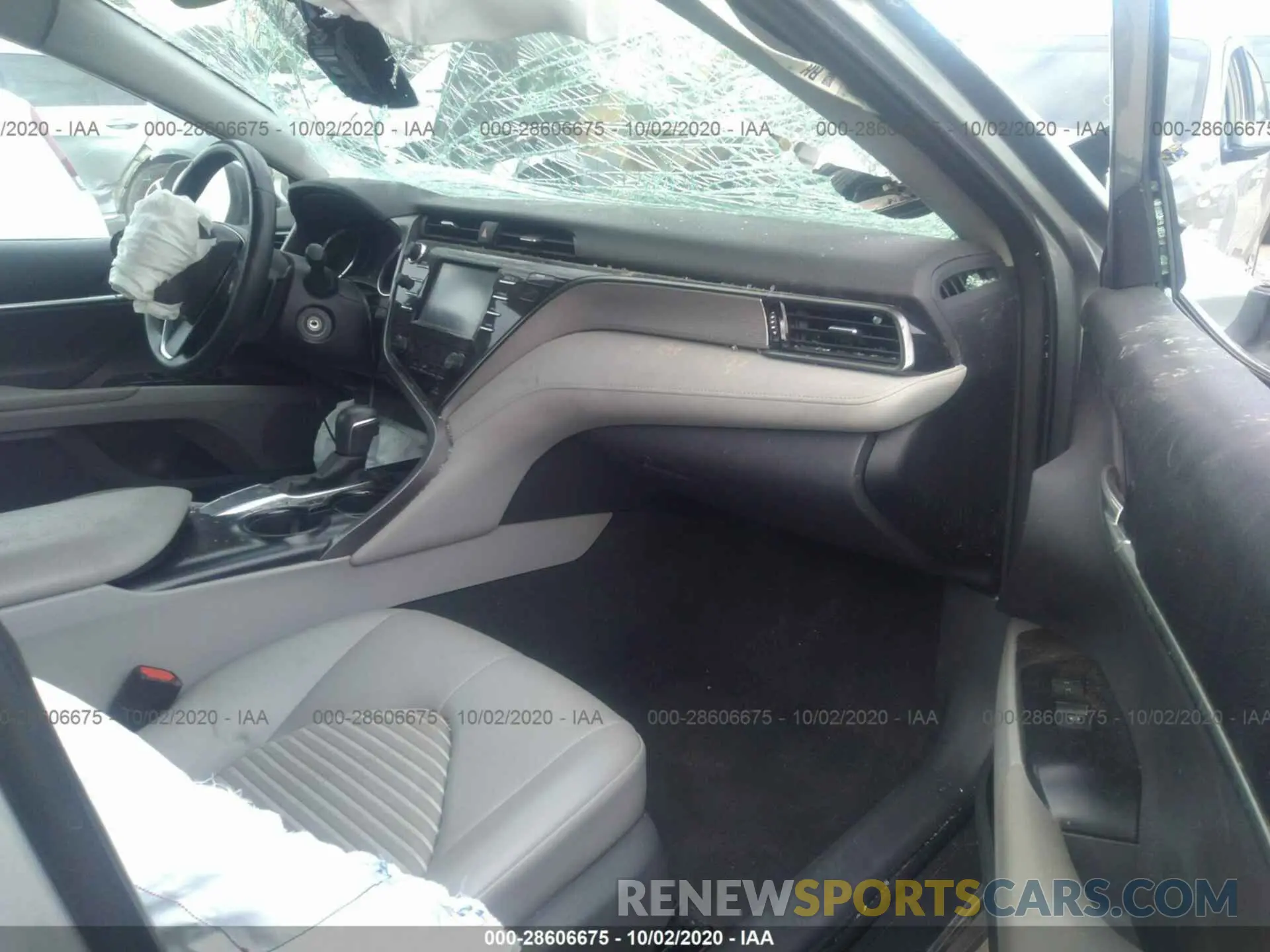 5 Photograph of a damaged car 4T1B11HK3KU172662 TOYOTA CAMRY 2019