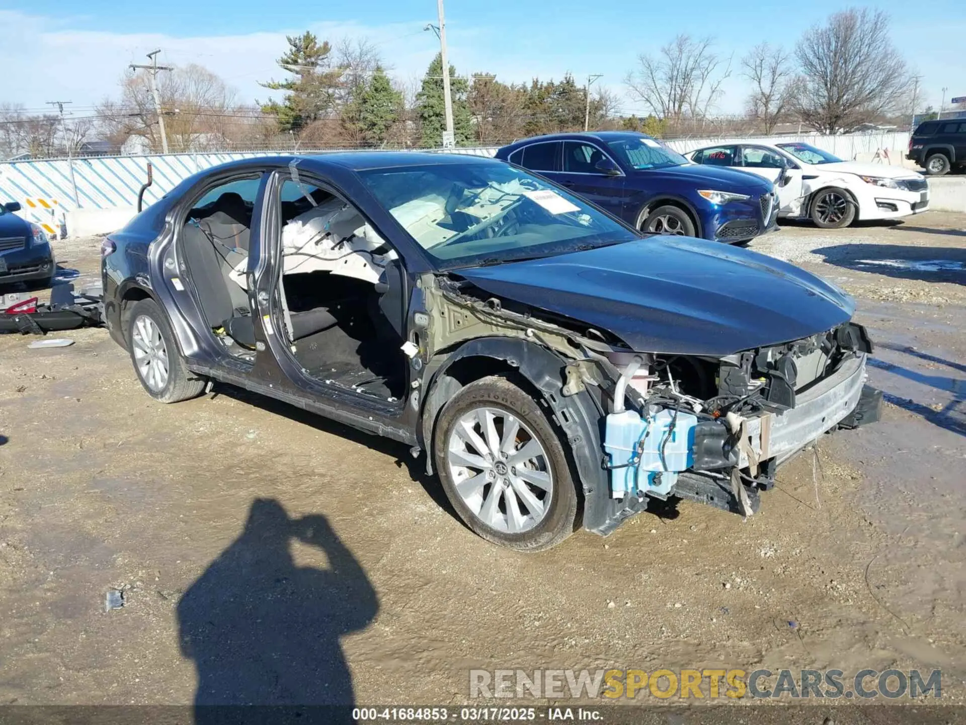 1 Photograph of a damaged car 4T1B11HK3KU172869 TOYOTA CAMRY 2019