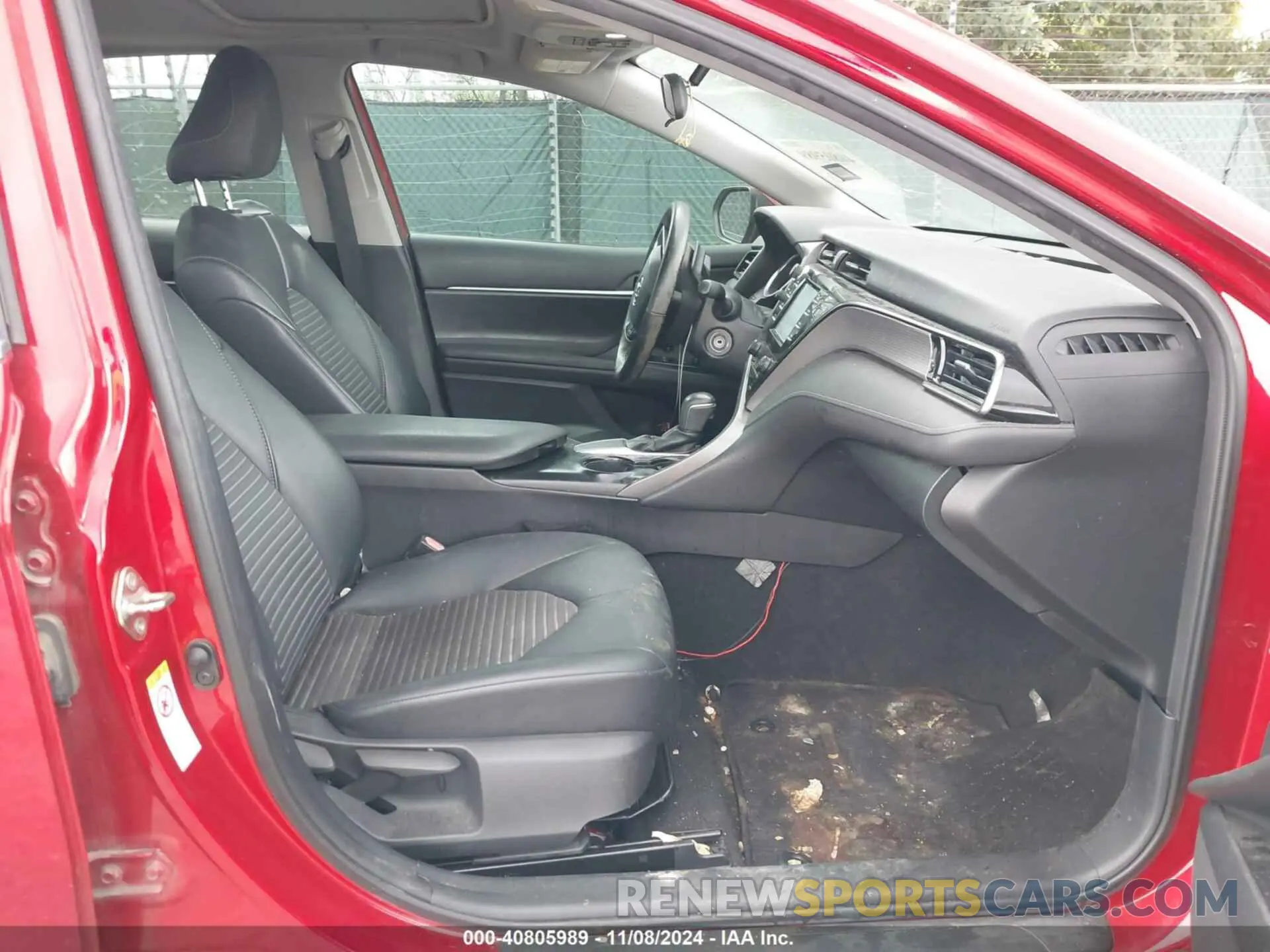 5 Photograph of a damaged car 4T1B11HK3KU181443 TOYOTA CAMRY 2019