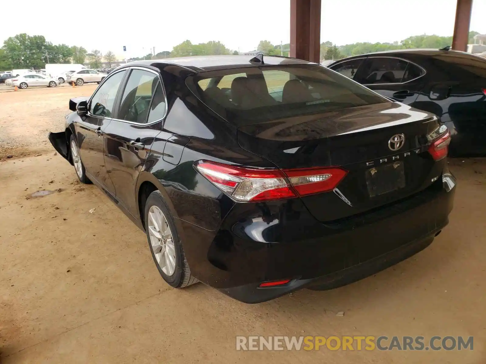 3 Photograph of a damaged car 4T1B11HK3KU181989 TOYOTA CAMRY 2019