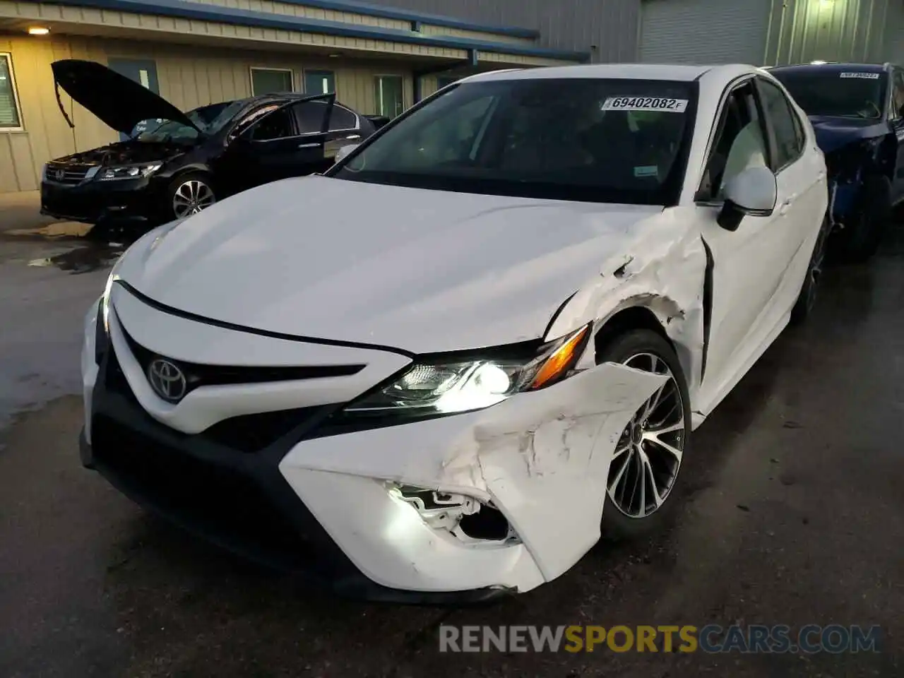 1 Photograph of a damaged car 4T1B11HK3KU182611 TOYOTA CAMRY 2019