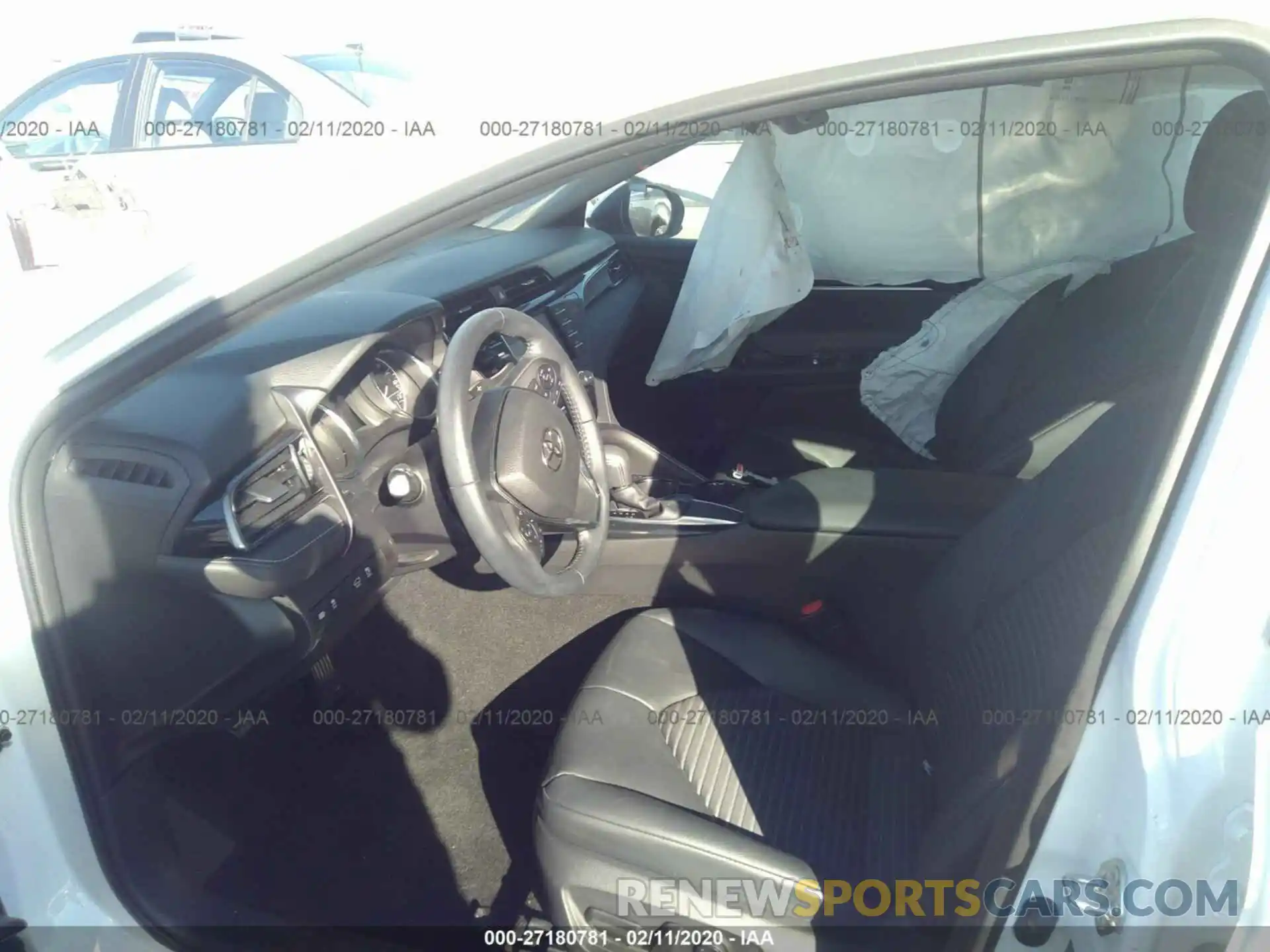 5 Photograph of a damaged car 4T1B11HK3KU183385 TOYOTA CAMRY 2019