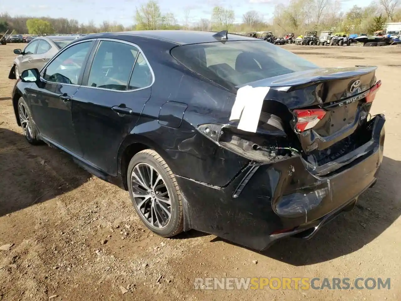 3 Photograph of a damaged car 4T1B11HK3KU190739 TOYOTA CAMRY 2019