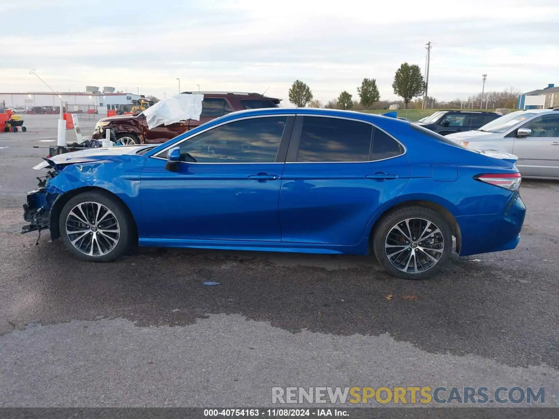 15 Photograph of a damaged car 4T1B11HK3KU190840 TOYOTA CAMRY 2019