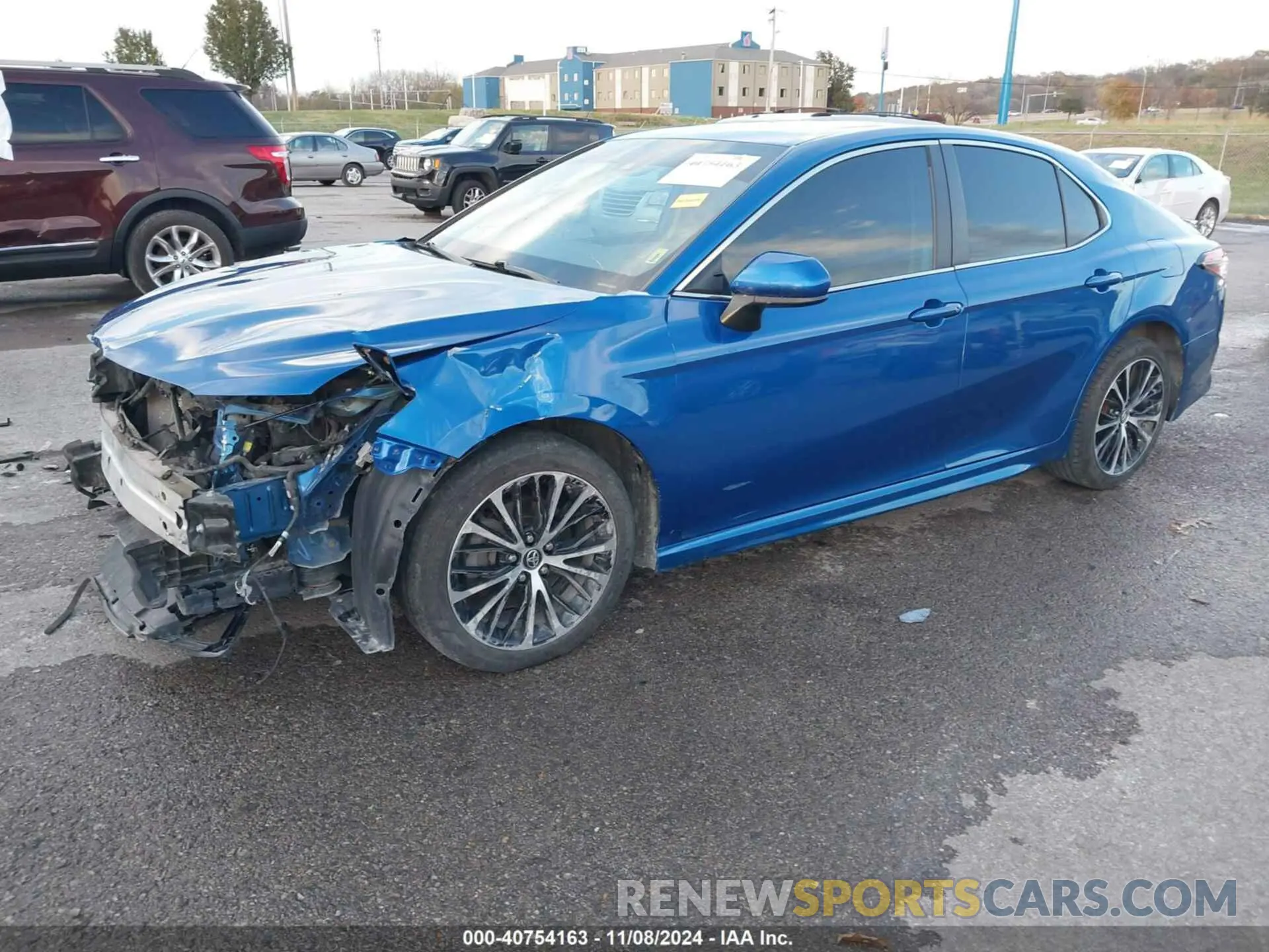 2 Photograph of a damaged car 4T1B11HK3KU190840 TOYOTA CAMRY 2019
