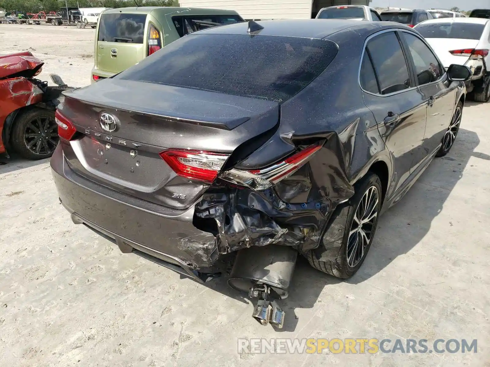 9 Photograph of a damaged car 4T1B11HK3KU193799 TOYOTA CAMRY 2019