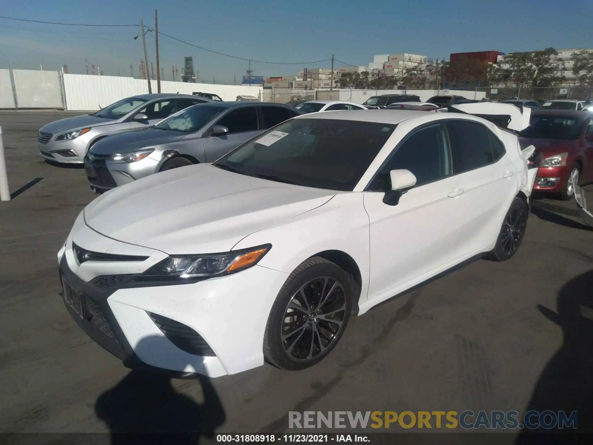 2 Photograph of a damaged car 4T1B11HK3KU195519 TOYOTA CAMRY 2019