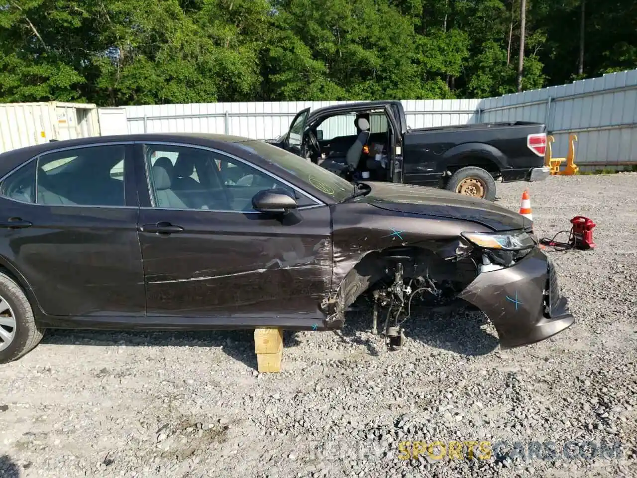 9 Photograph of a damaged car 4T1B11HK3KU197559 TOYOTA CAMRY 2019