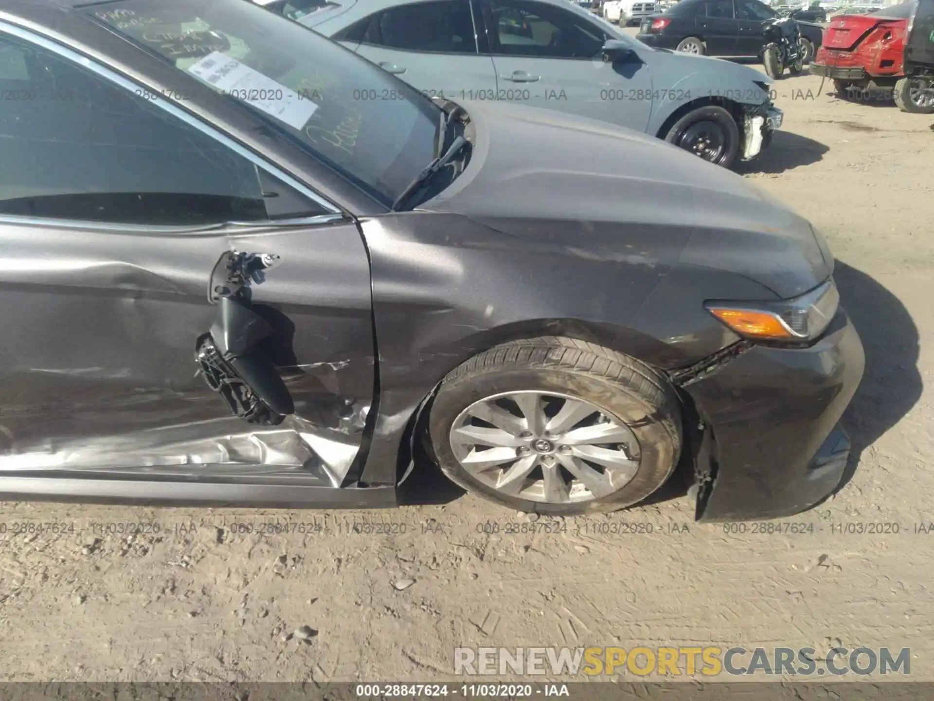 6 Photograph of a damaged car 4T1B11HK3KU200766 TOYOTA CAMRY 2019