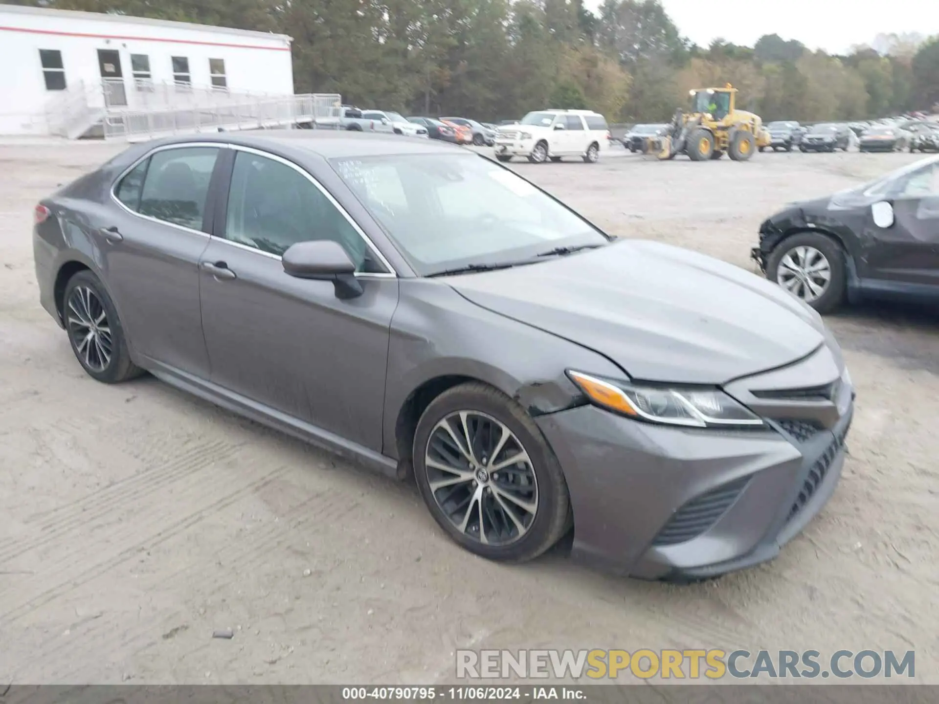1 Photograph of a damaged car 4T1B11HK3KU202310 TOYOTA CAMRY 2019