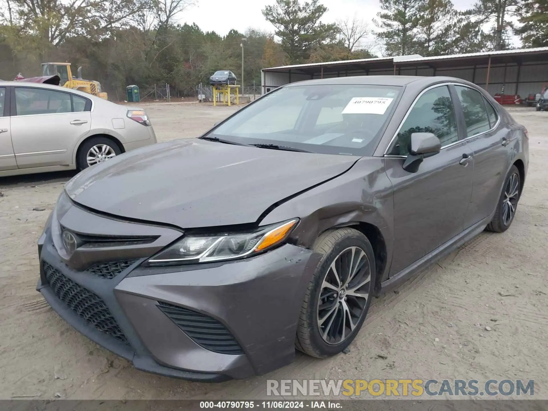 6 Photograph of a damaged car 4T1B11HK3KU202310 TOYOTA CAMRY 2019
