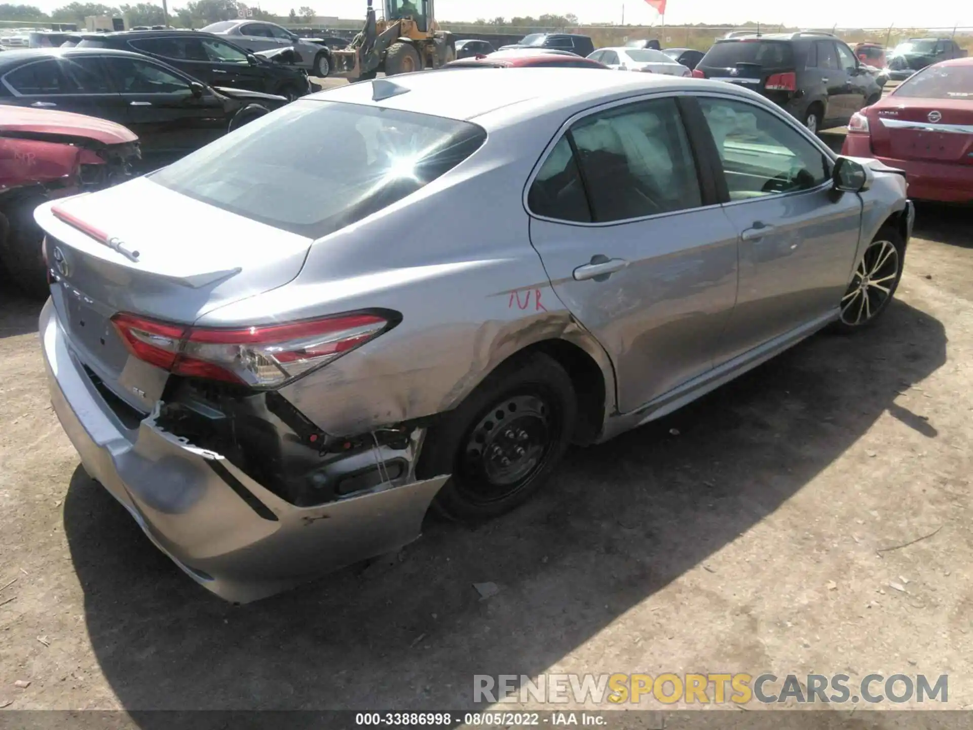 4 Photograph of a damaged car 4T1B11HK3KU205482 TOYOTA CAMRY 2019