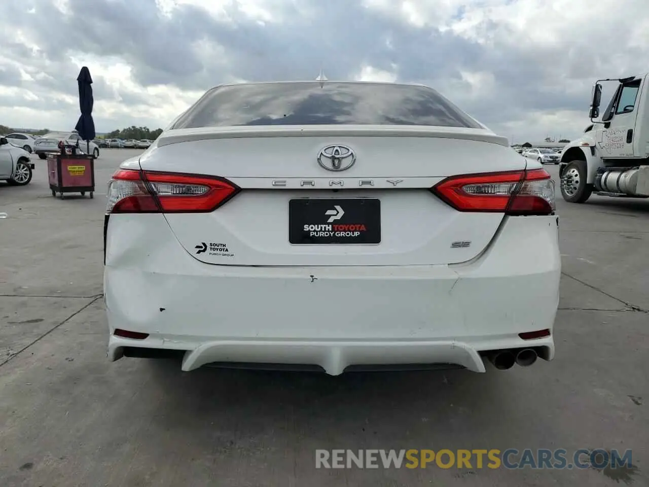 6 Photograph of a damaged car 4T1B11HK3KU208205 TOYOTA CAMRY 2019