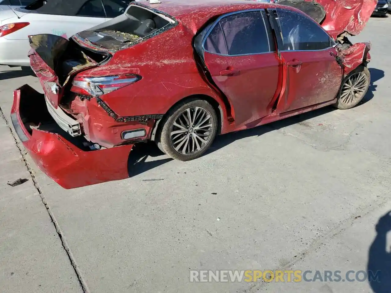 3 Photograph of a damaged car 4T1B11HK3KU210150 TOYOTA CAMRY 2019