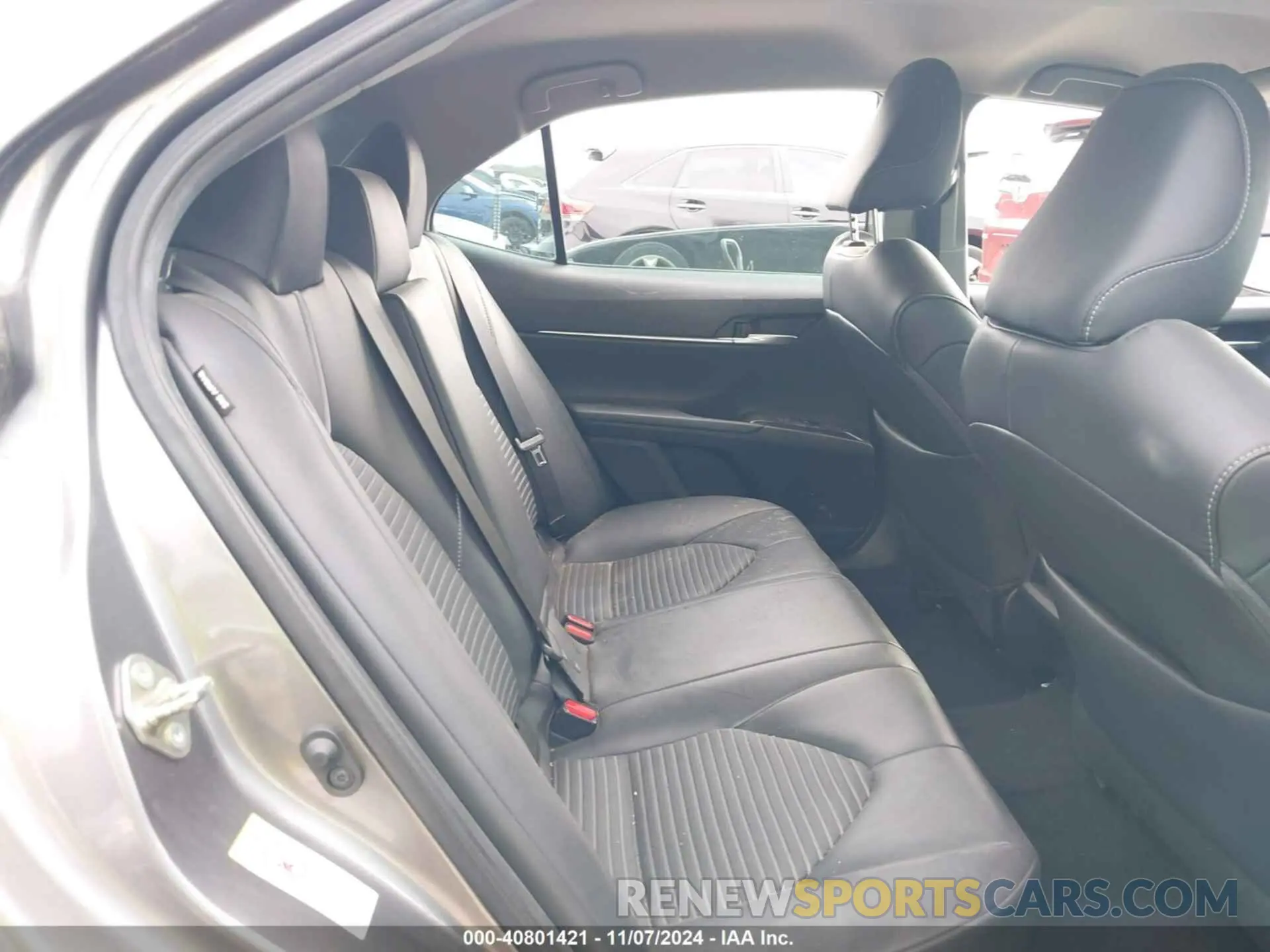 8 Photograph of a damaged car 4T1B11HK3KU216465 TOYOTA CAMRY 2019