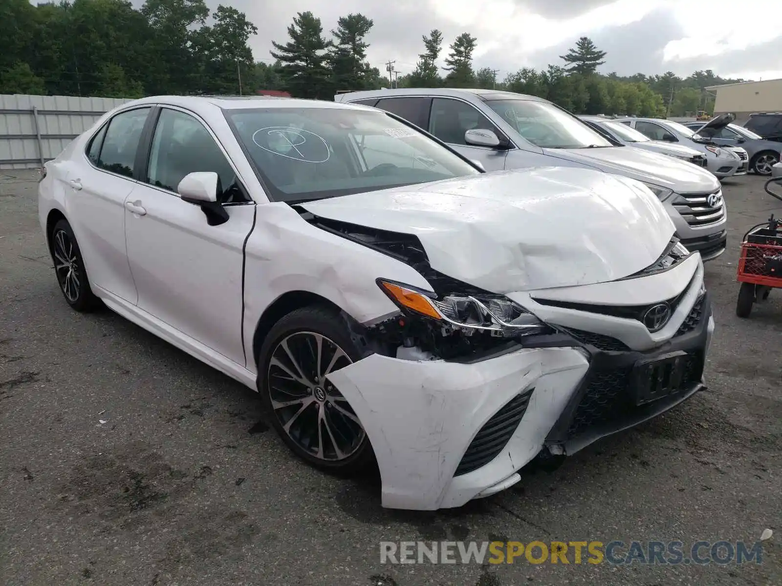 1 Photograph of a damaged car 4T1B11HK3KU220693 TOYOTA CAMRY 2019