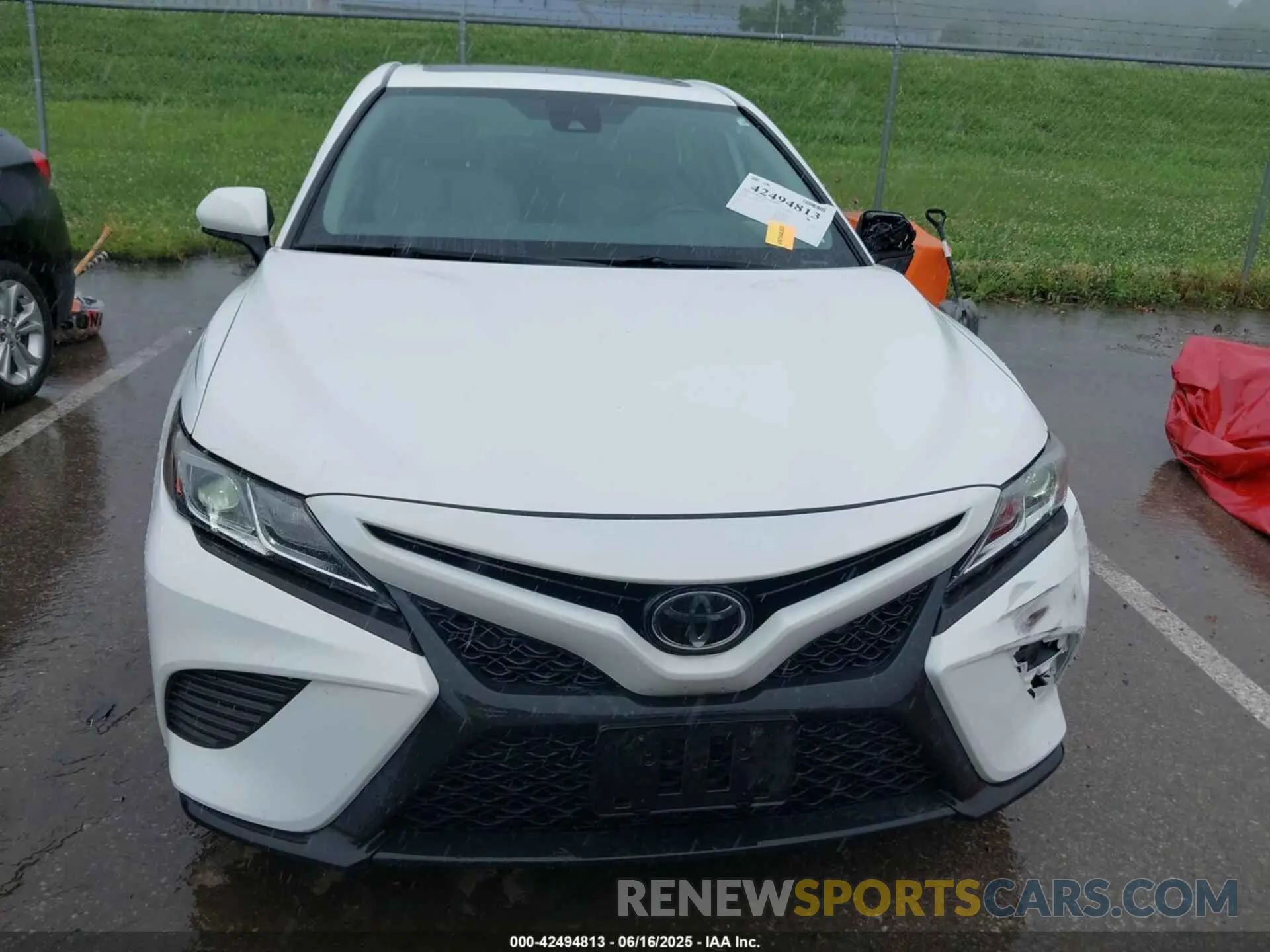 12 Photograph of a damaged car 4T1B11HK3KU221939 TOYOTA CAMRY 2019