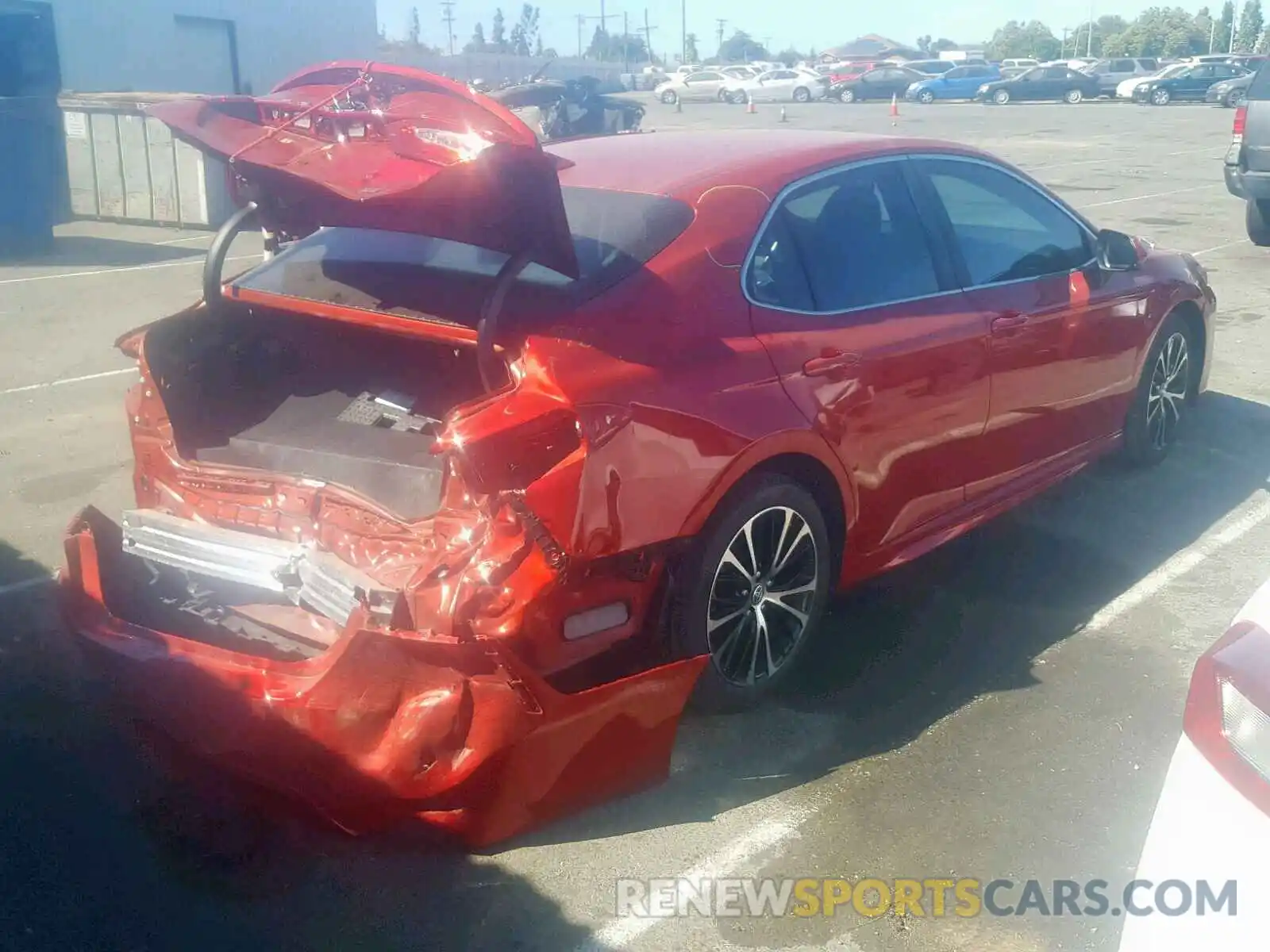 4 Photograph of a damaged car 4T1B11HK3KU226977 TOYOTA CAMRY 2019