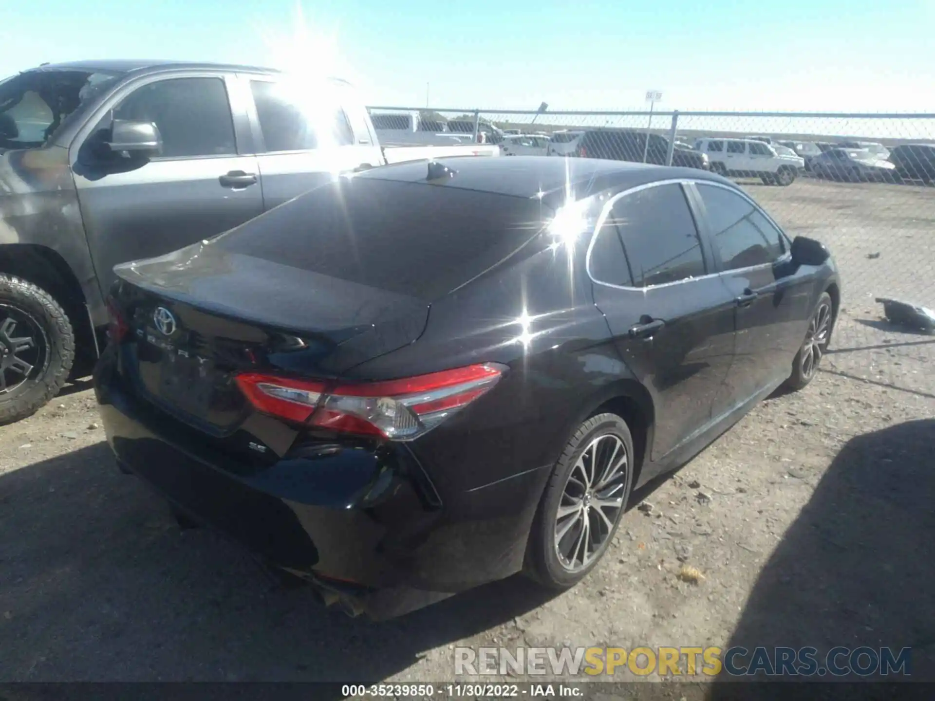 4 Photograph of a damaged car 4T1B11HK3KU228793 TOYOTA CAMRY 2019