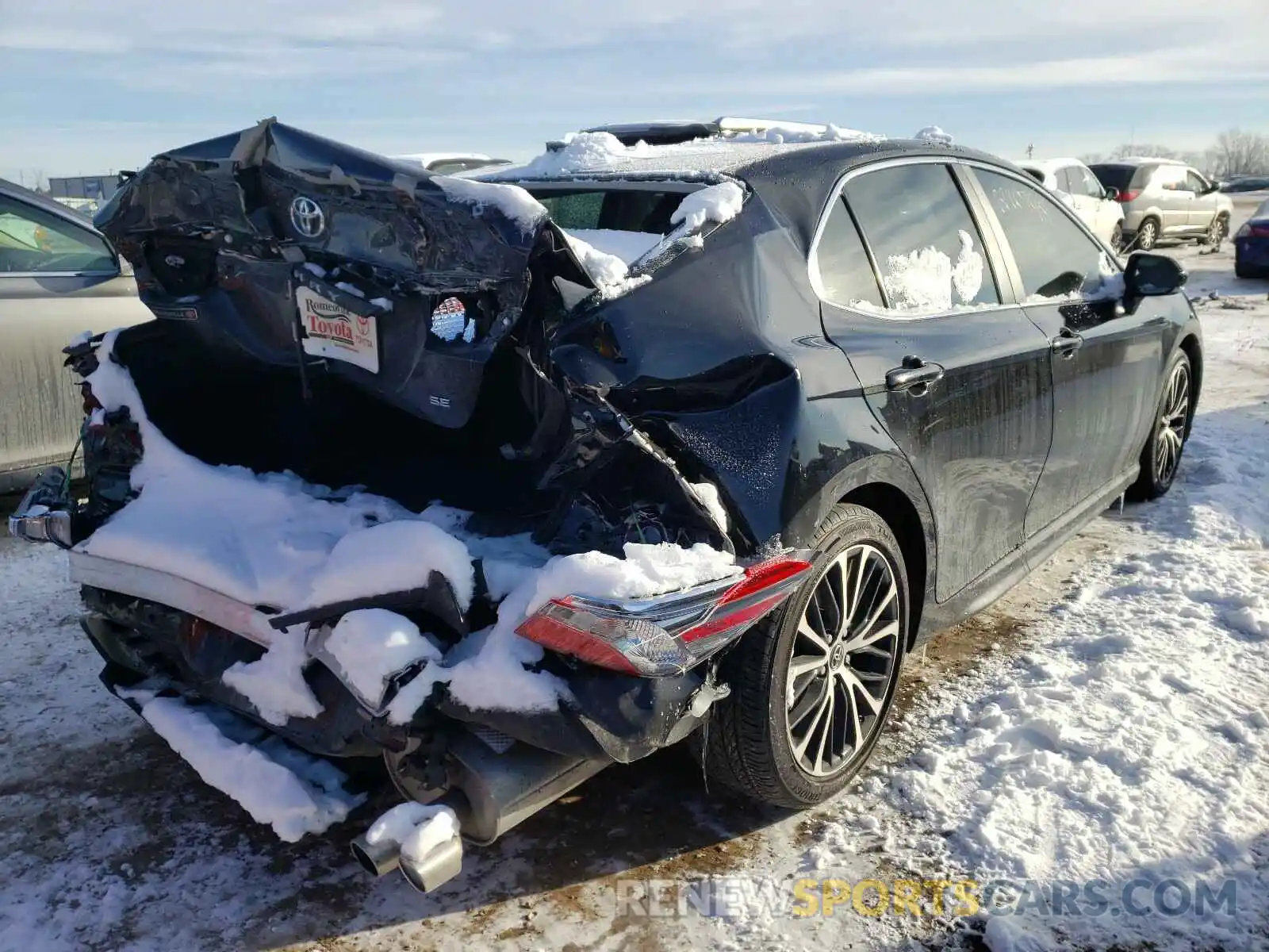 4 Photograph of a damaged car 4T1B11HK3KU228938 TOYOTA CAMRY 2019