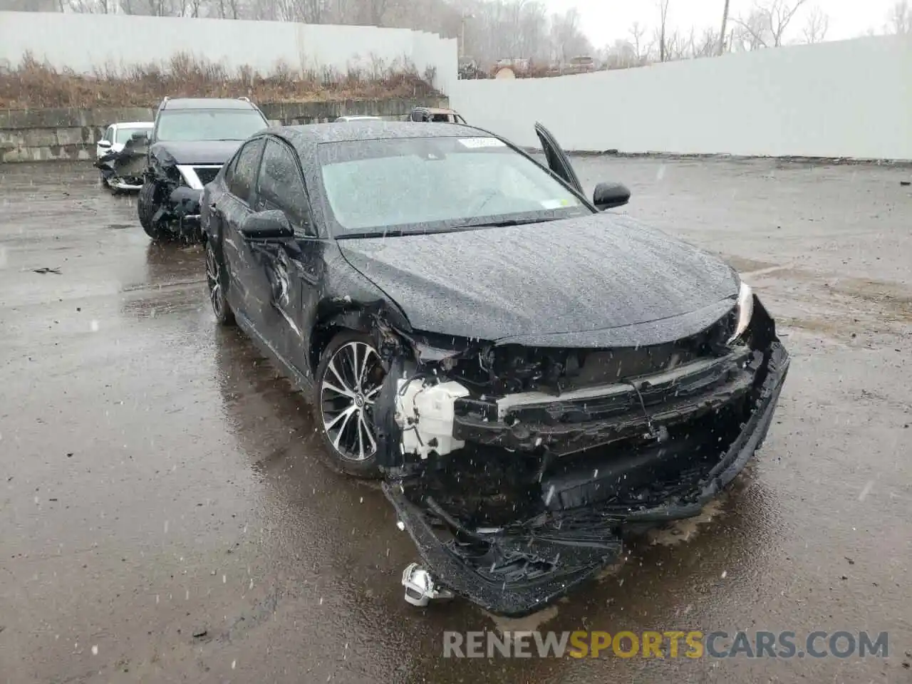 1 Photograph of a damaged car 4T1B11HK3KU234027 TOYOTA CAMRY 2019