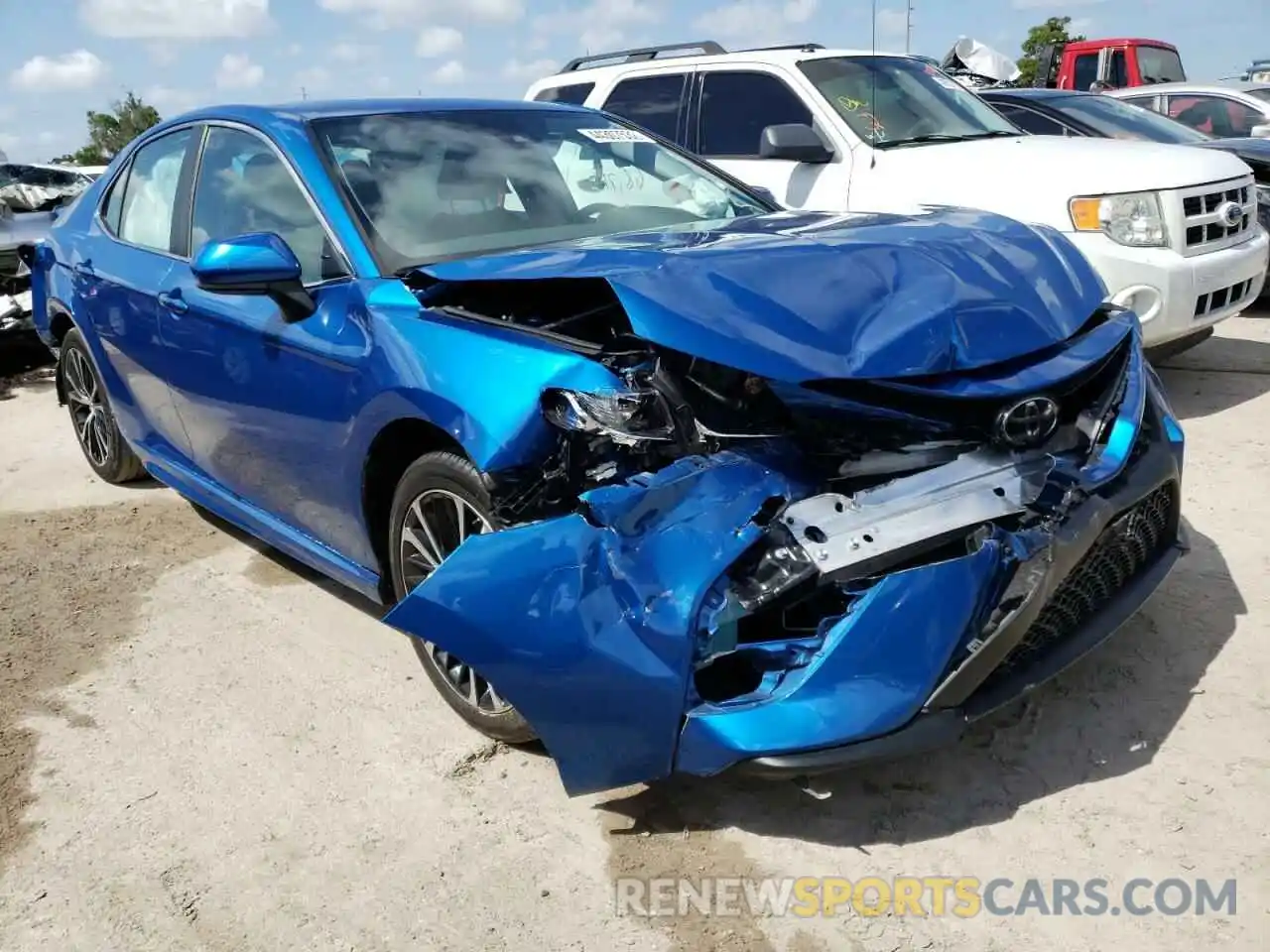 1 Photograph of a damaged car 4T1B11HK3KU235498 TOYOTA CAMRY 2019