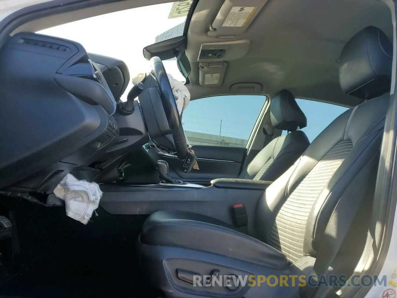 7 Photograph of a damaged car 4T1B11HK3KU235551 TOYOTA CAMRY 2019