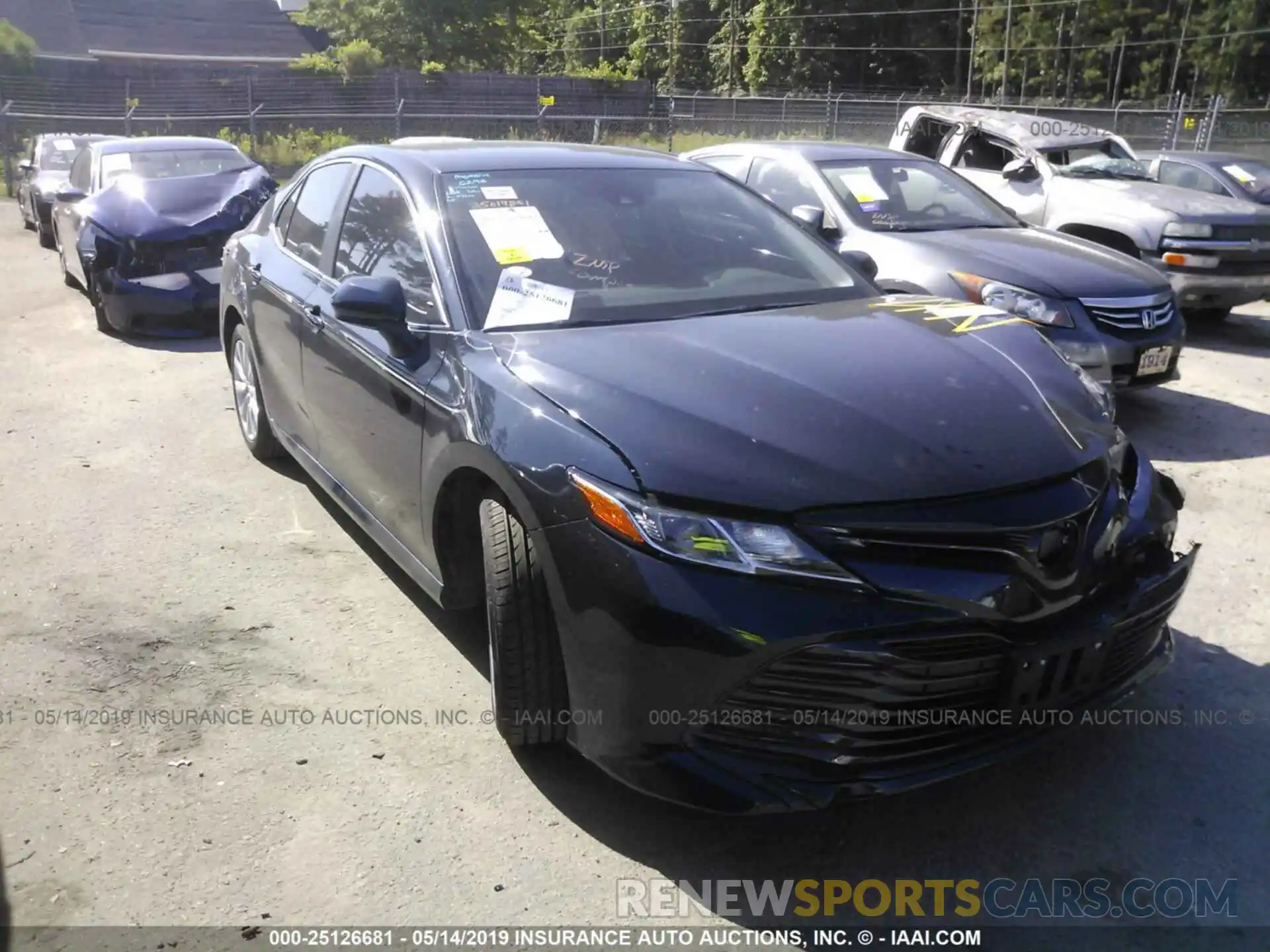 1 Photograph of a damaged car 4T1B11HK3KU235839 TOYOTA CAMRY 2019