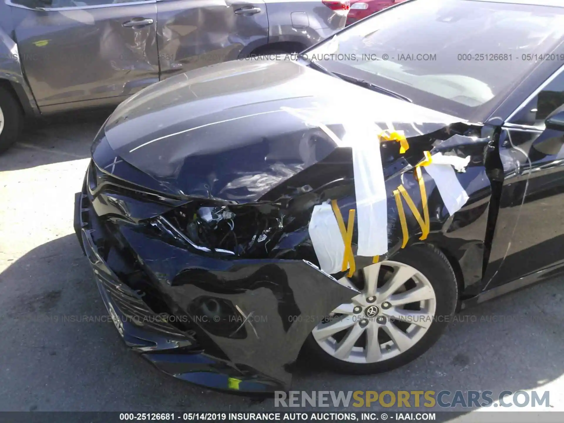 6 Photograph of a damaged car 4T1B11HK3KU235839 TOYOTA CAMRY 2019