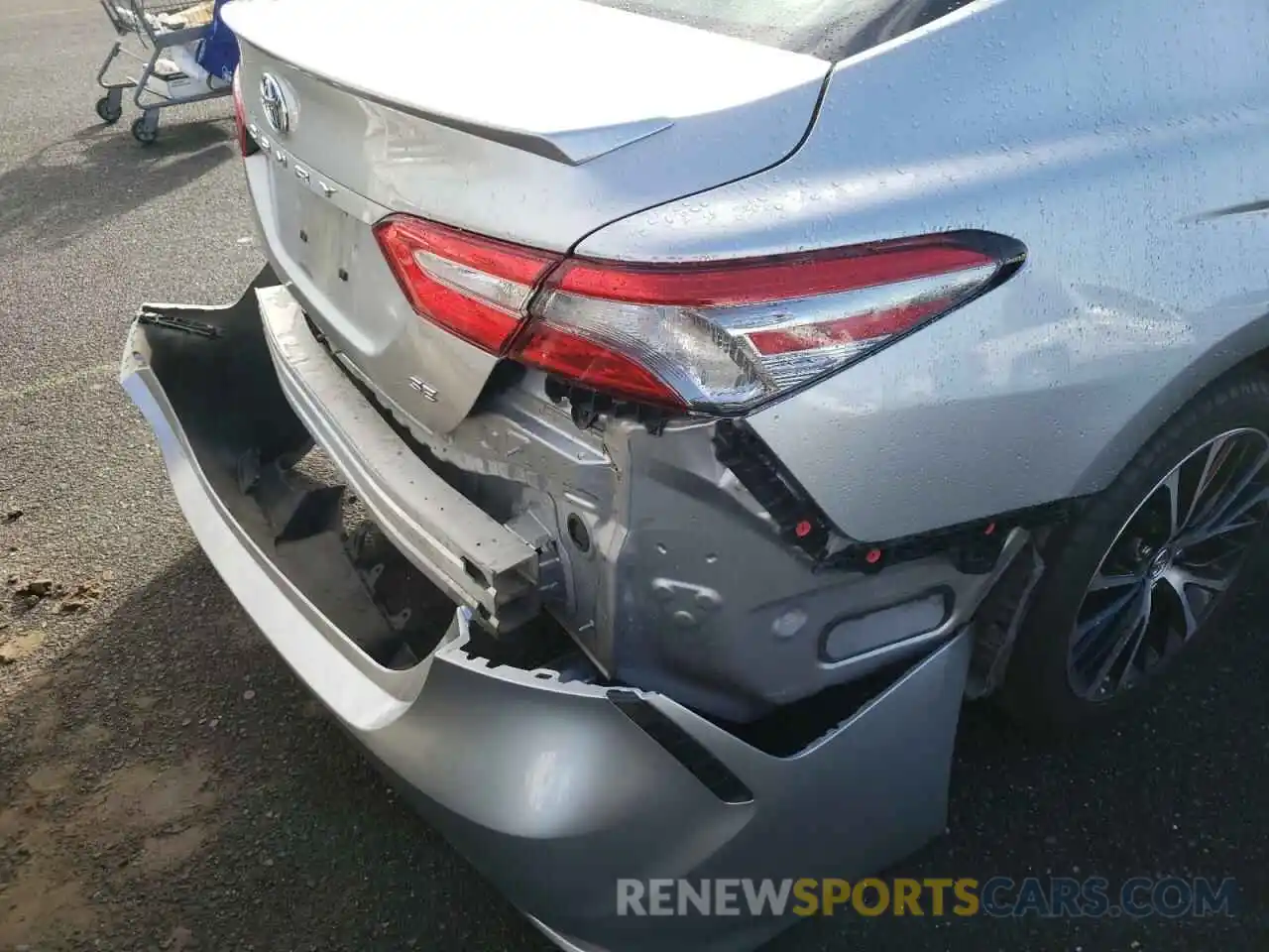 9 Photograph of a damaged car 4T1B11HK3KU241494 TOYOTA CAMRY 2019