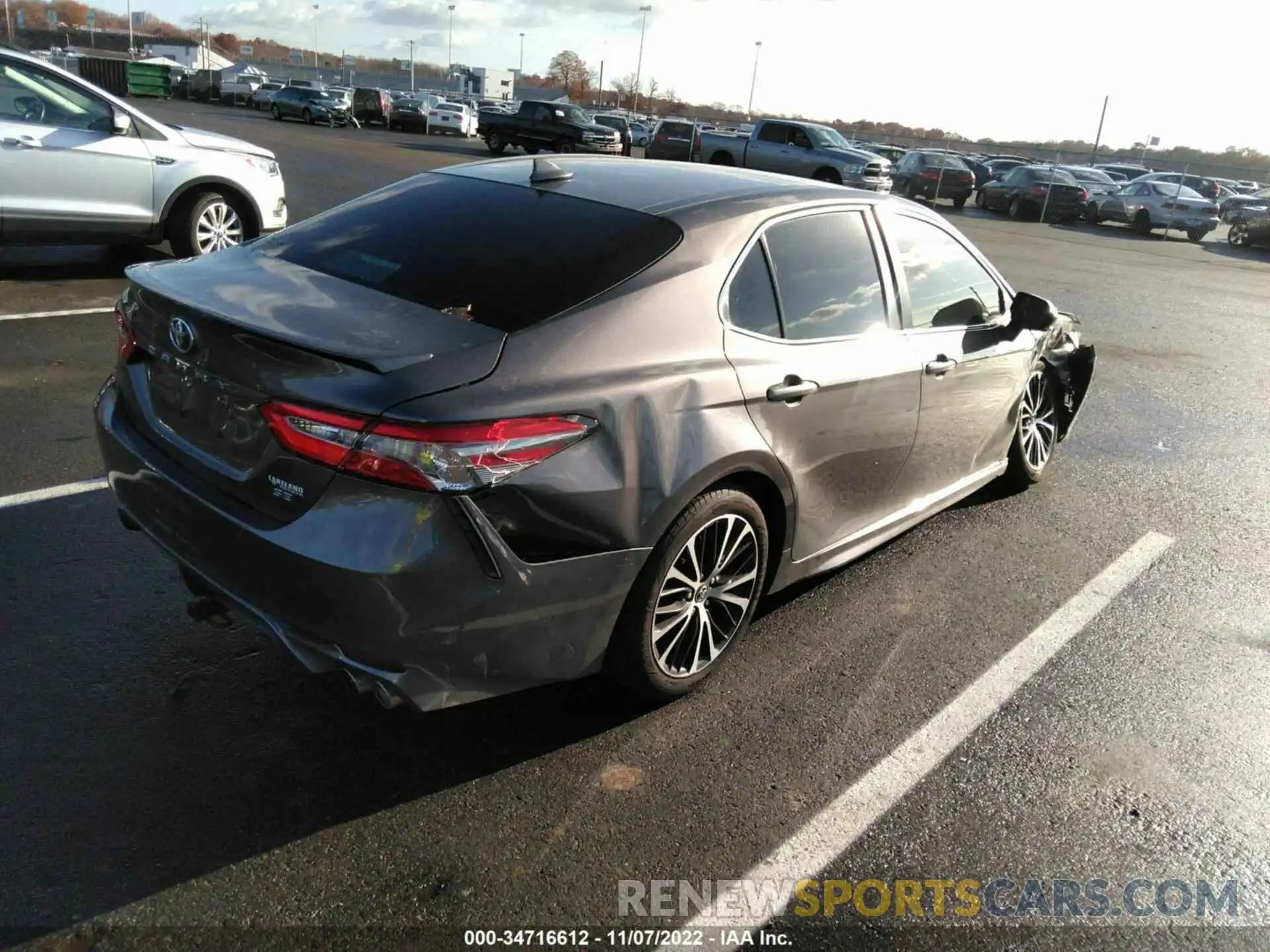 4 Photograph of a damaged car 4T1B11HK3KU244749 TOYOTA CAMRY 2019