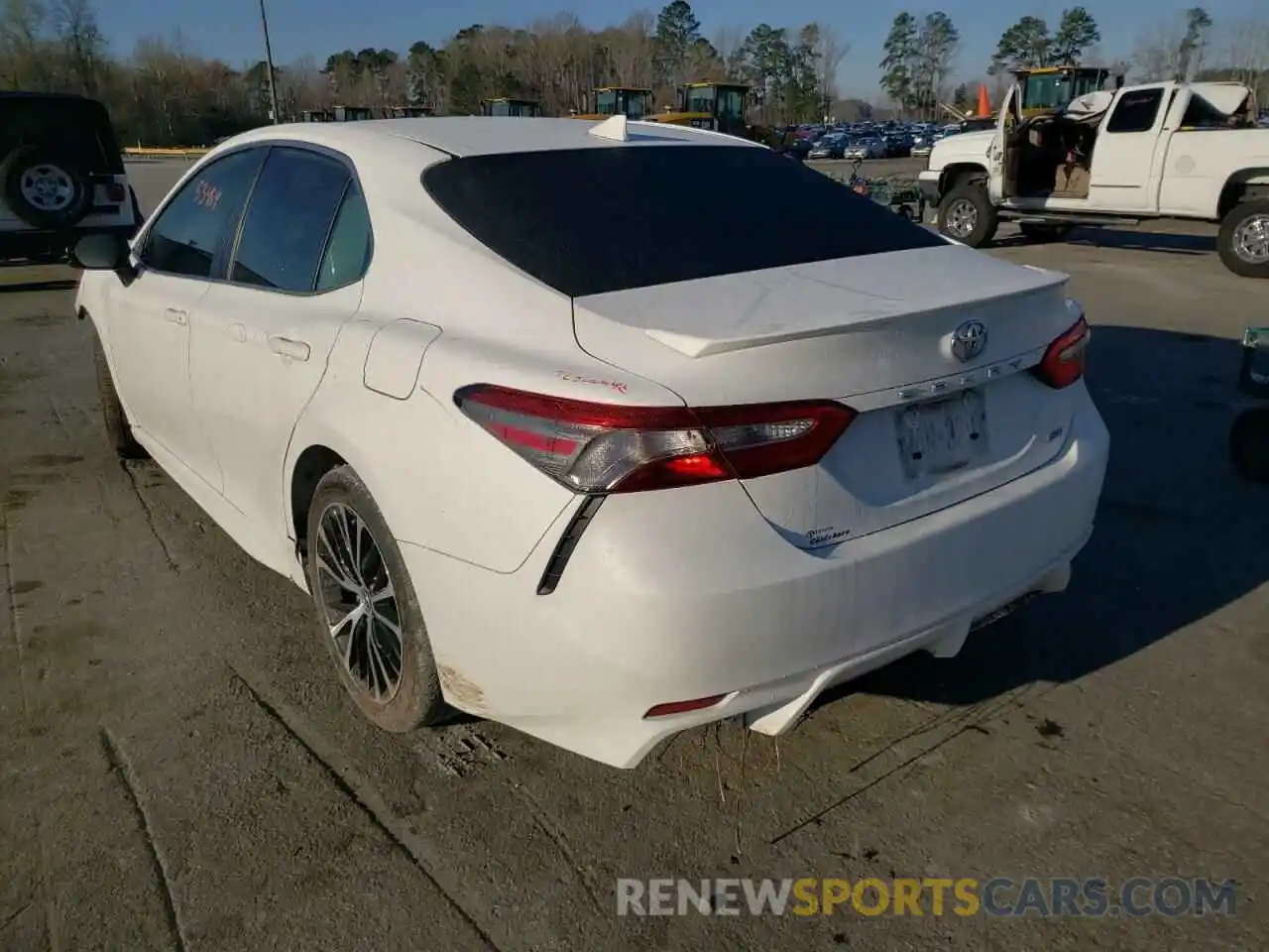 3 Photograph of a damaged car 4T1B11HK3KU249188 TOYOTA CAMRY 2019