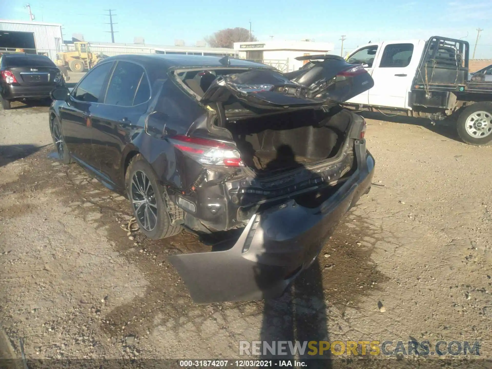 6 Photograph of a damaged car 4T1B11HK3KU250146 TOYOTA CAMRY 2019