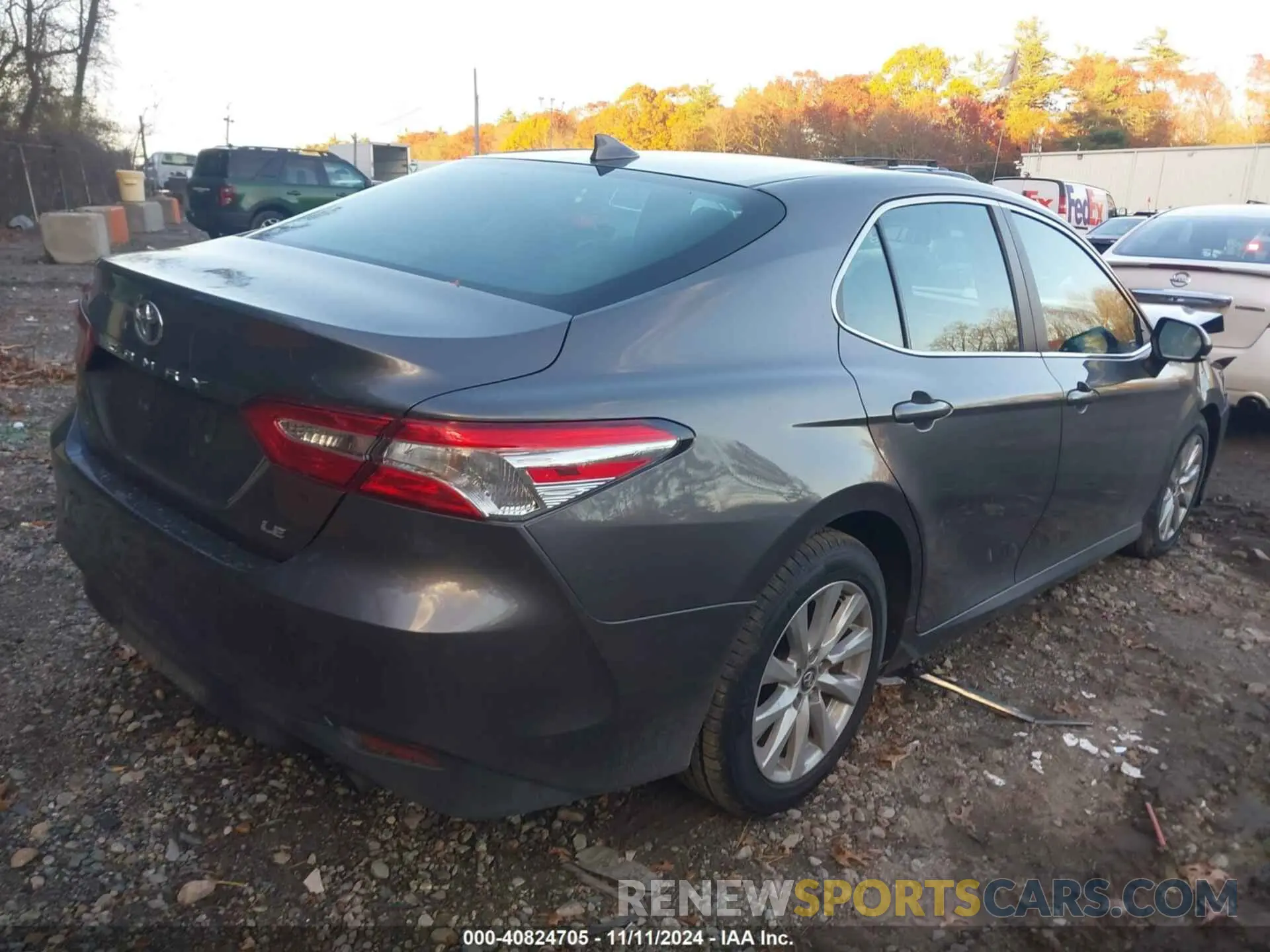 4 Photograph of a damaged car 4T1B11HK3KU252995 TOYOTA CAMRY 2019