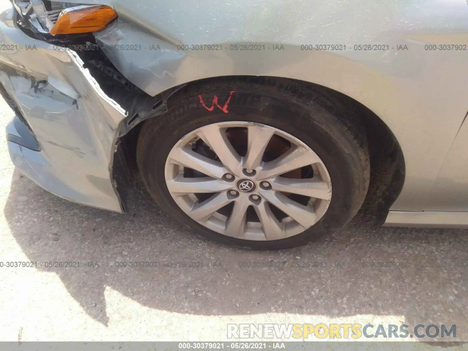 12 Photograph of a damaged car 4T1B11HK3KU253189 TOYOTA CAMRY 2019