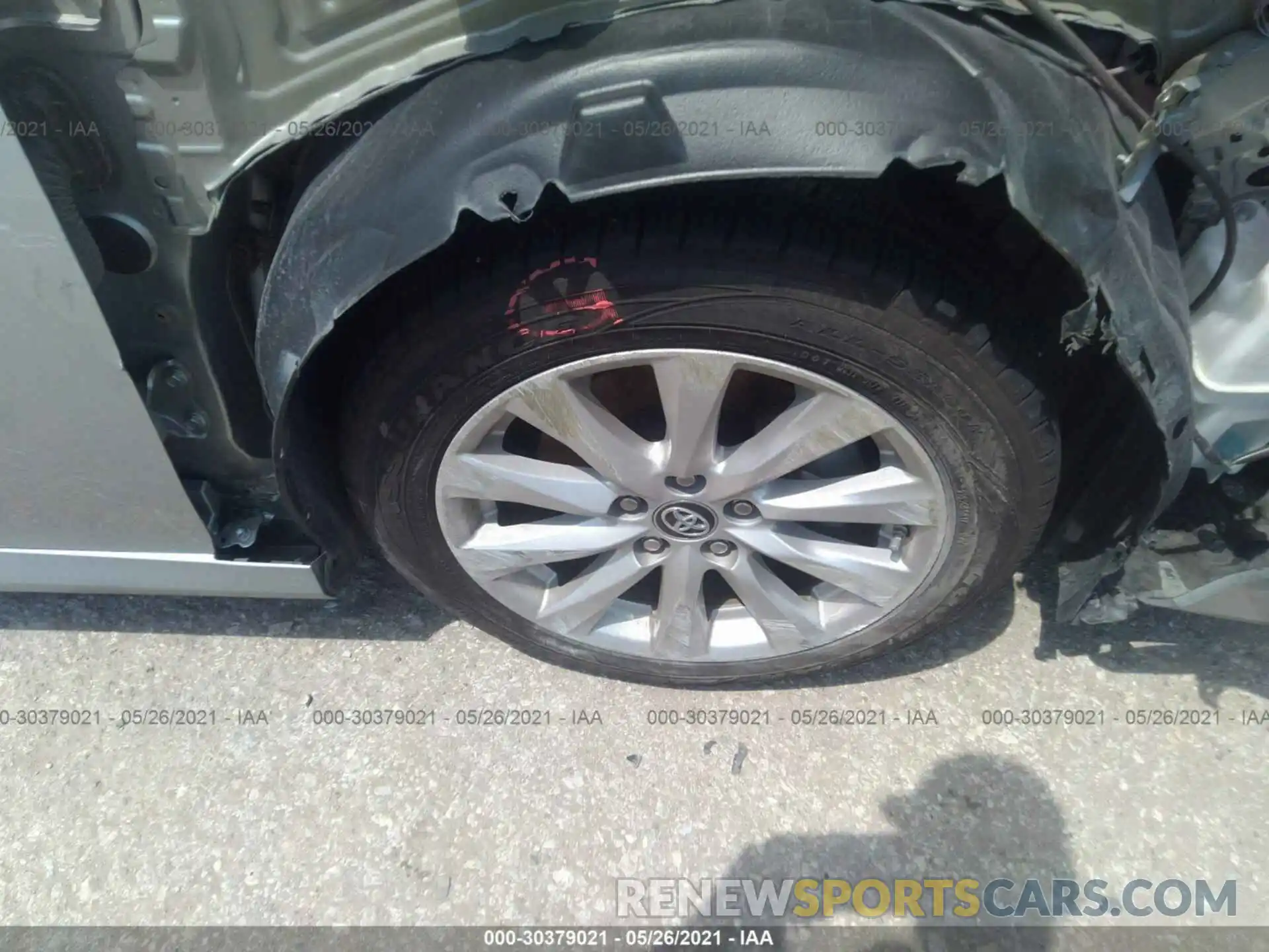 14 Photograph of a damaged car 4T1B11HK3KU253189 TOYOTA CAMRY 2019