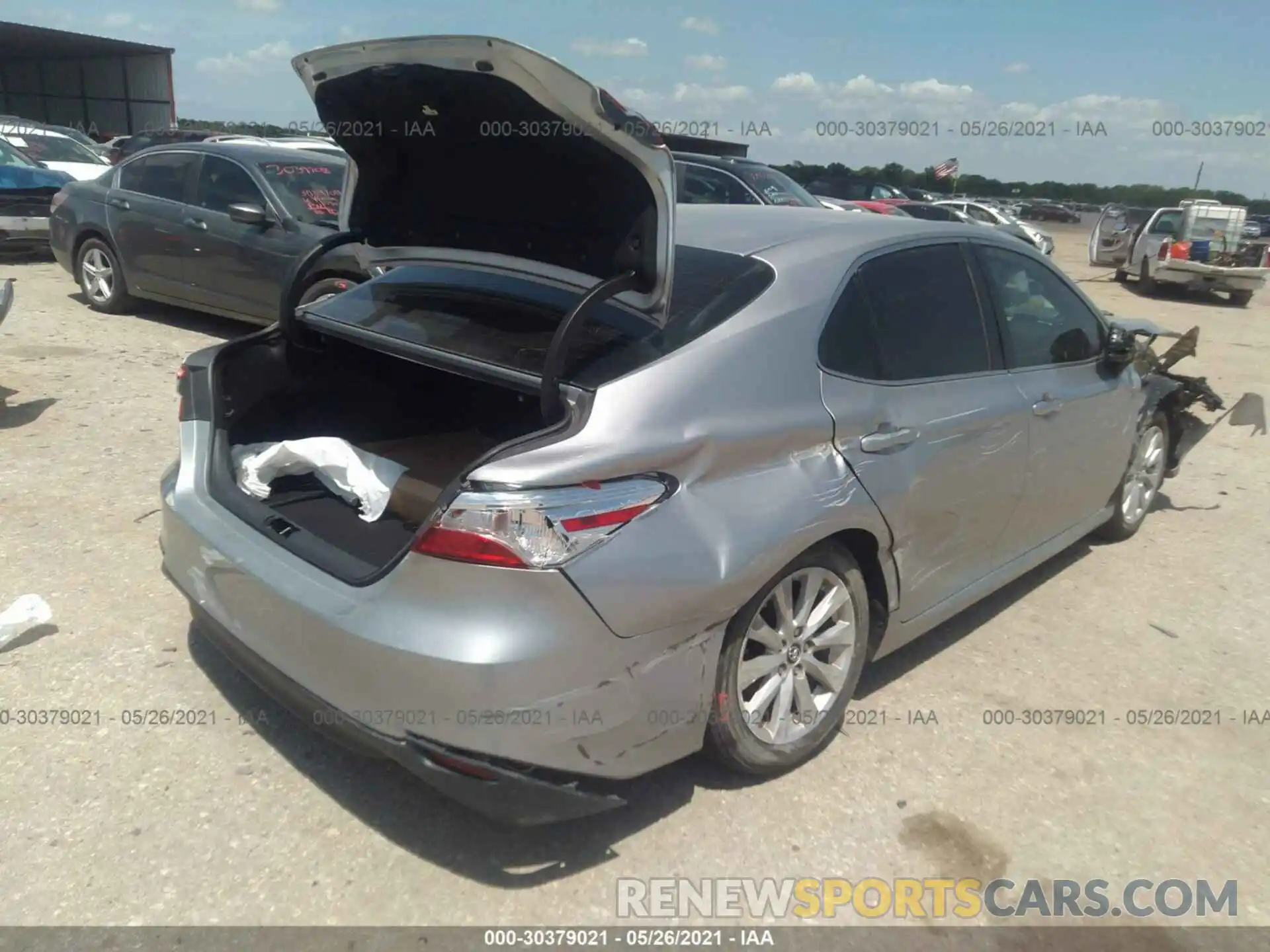 4 Photograph of a damaged car 4T1B11HK3KU253189 TOYOTA CAMRY 2019