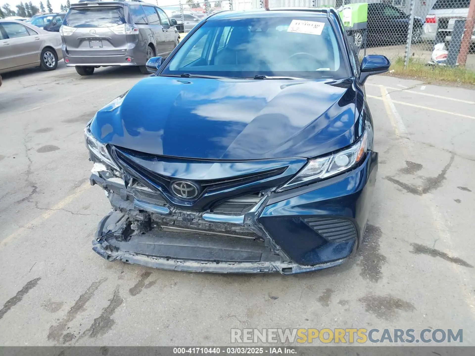 12 Photograph of a damaged car 4T1B11HK3KU255136 TOYOTA CAMRY 2019