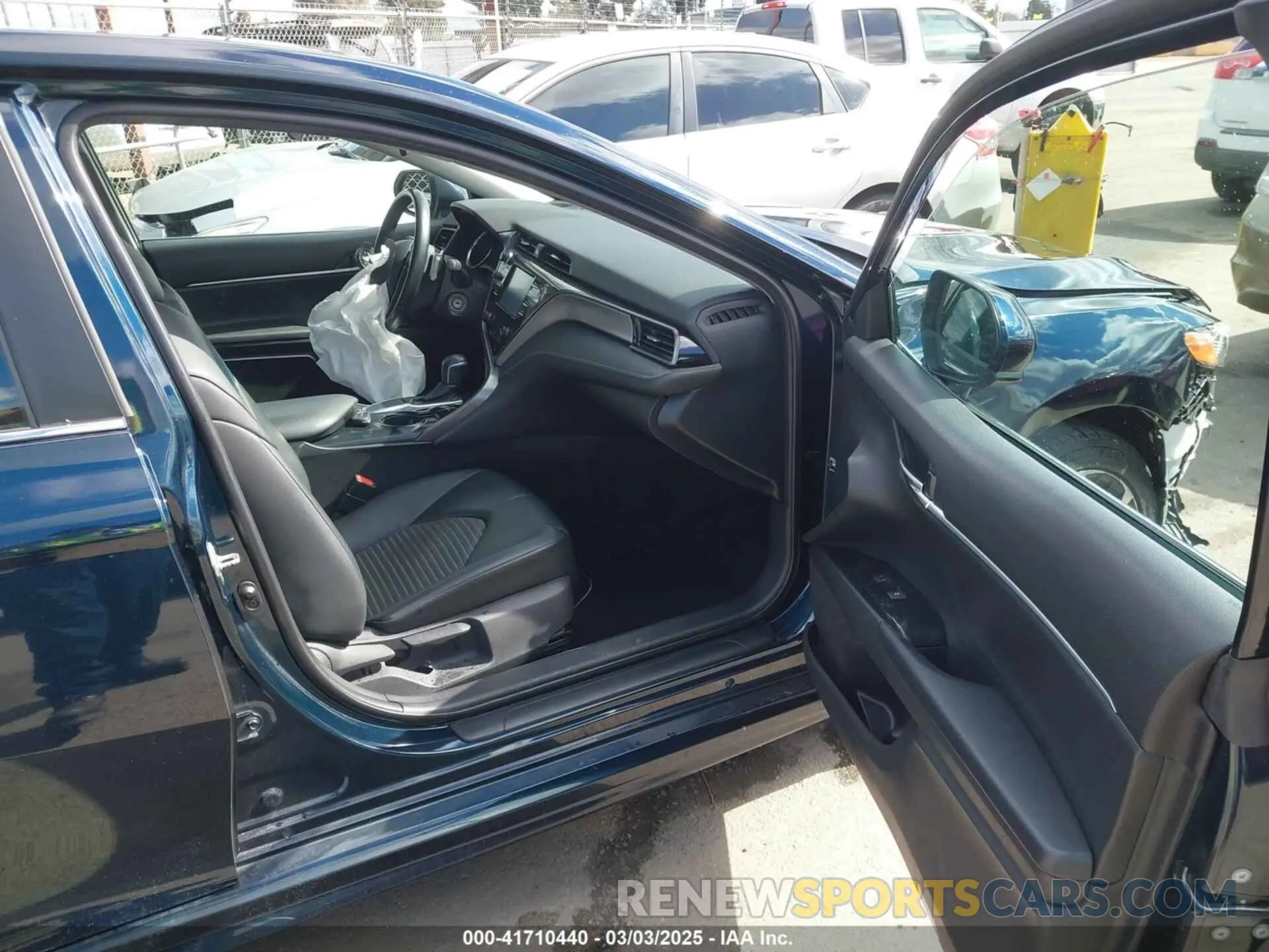 5 Photograph of a damaged car 4T1B11HK3KU255136 TOYOTA CAMRY 2019