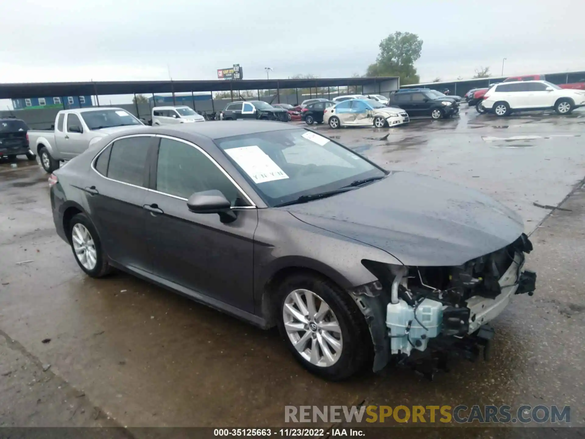 1 Photograph of a damaged car 4T1B11HK3KU255900 TOYOTA CAMRY 2019