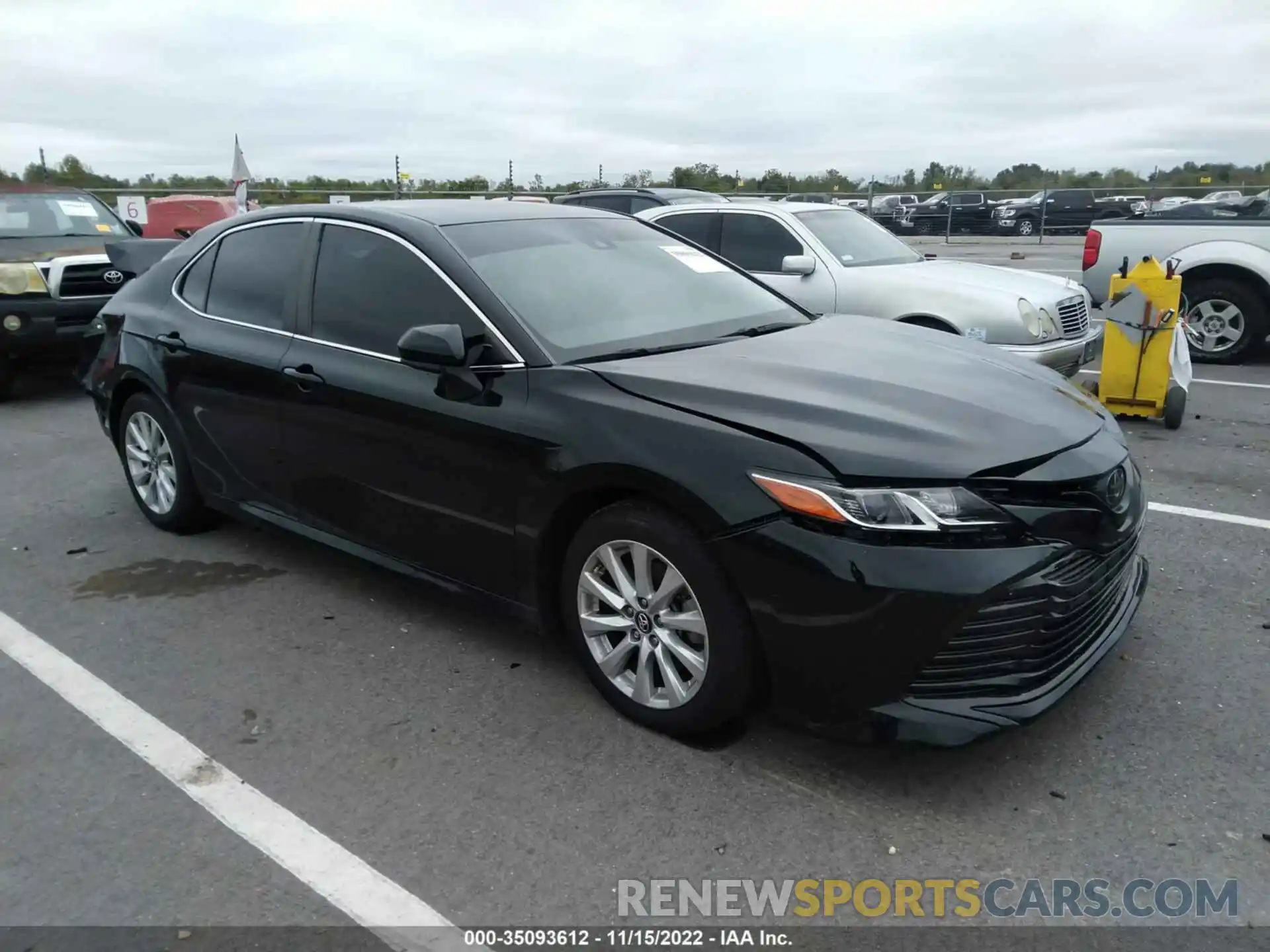 1 Photograph of a damaged car 4T1B11HK3KU256173 TOYOTA CAMRY 2019