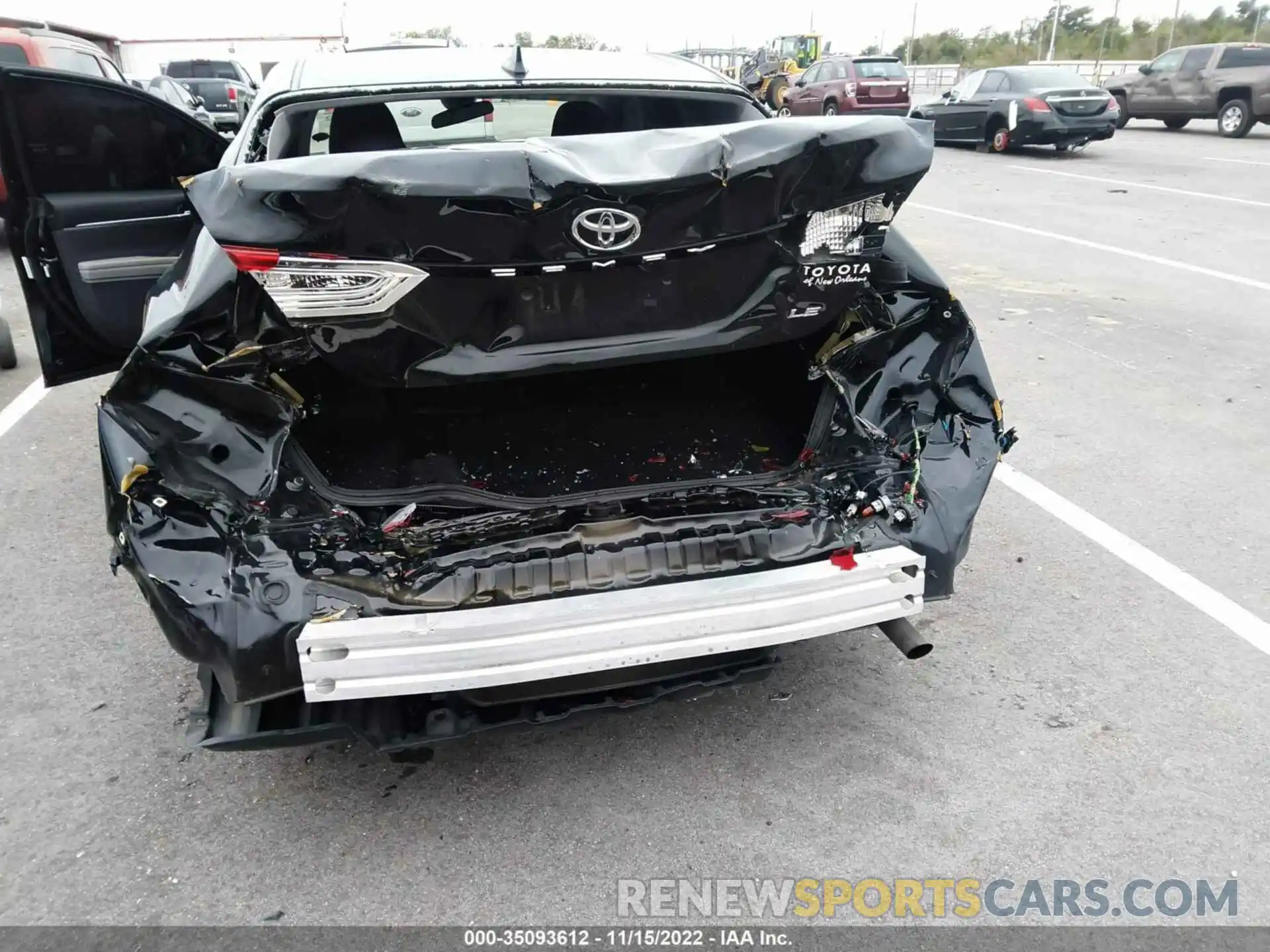 6 Photograph of a damaged car 4T1B11HK3KU256173 TOYOTA CAMRY 2019