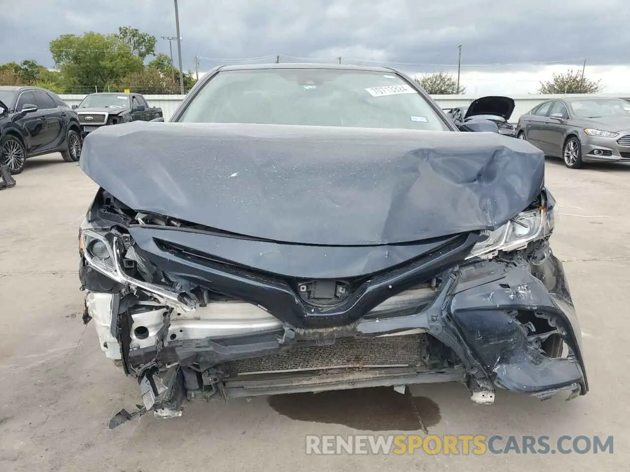 5 Photograph of a damaged car 4T1B11HK3KU257128 TOYOTA CAMRY 2019