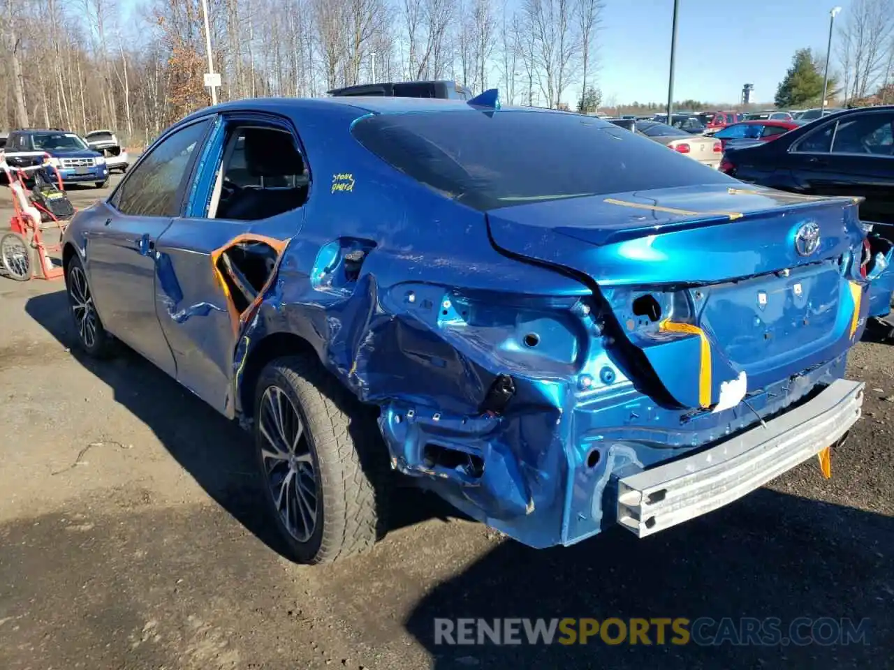 3 Photograph of a damaged car 4T1B11HK3KU258389 TOYOTA CAMRY 2019